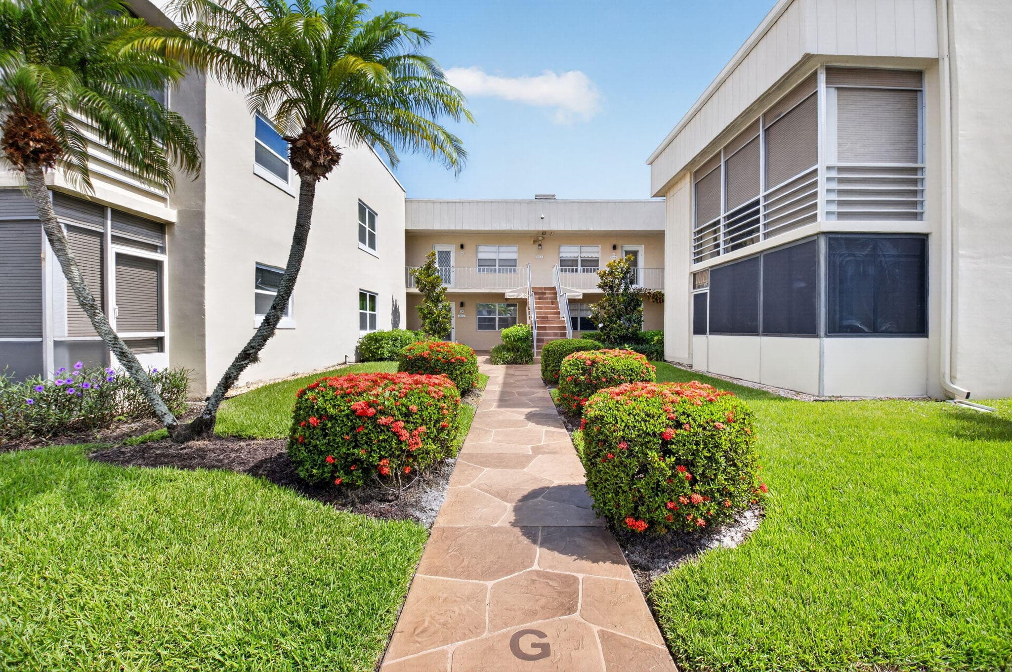 323 Capri G #323 Delray Beach FL 33484 — thumbnail 27 of 39