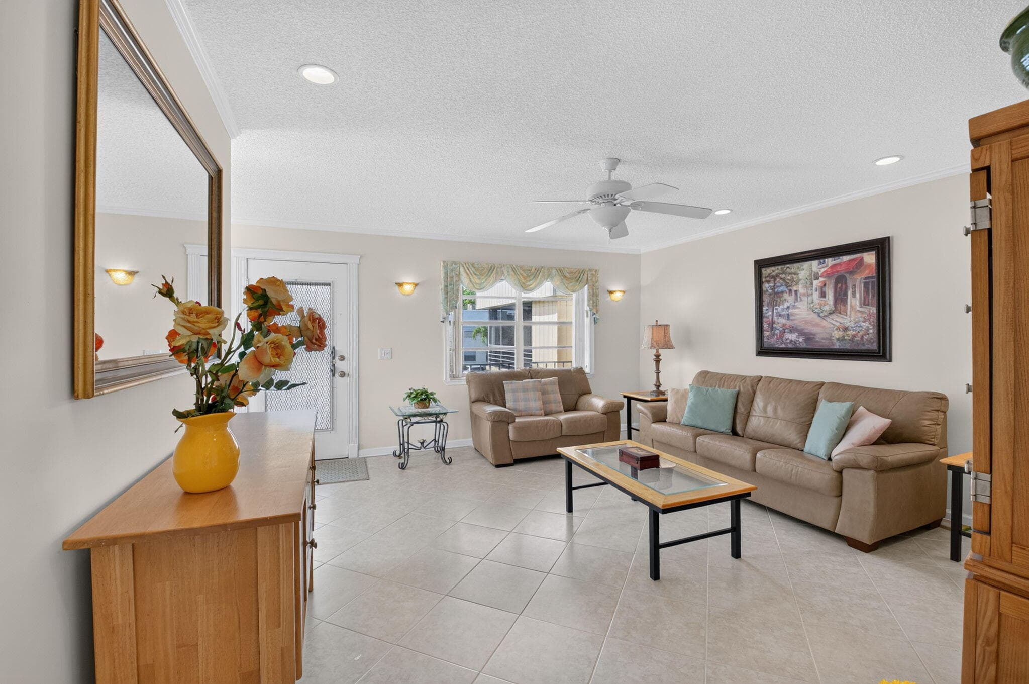 323 Capri G #323 Delray Beach FL 33484 — thumbnail 8 of 39