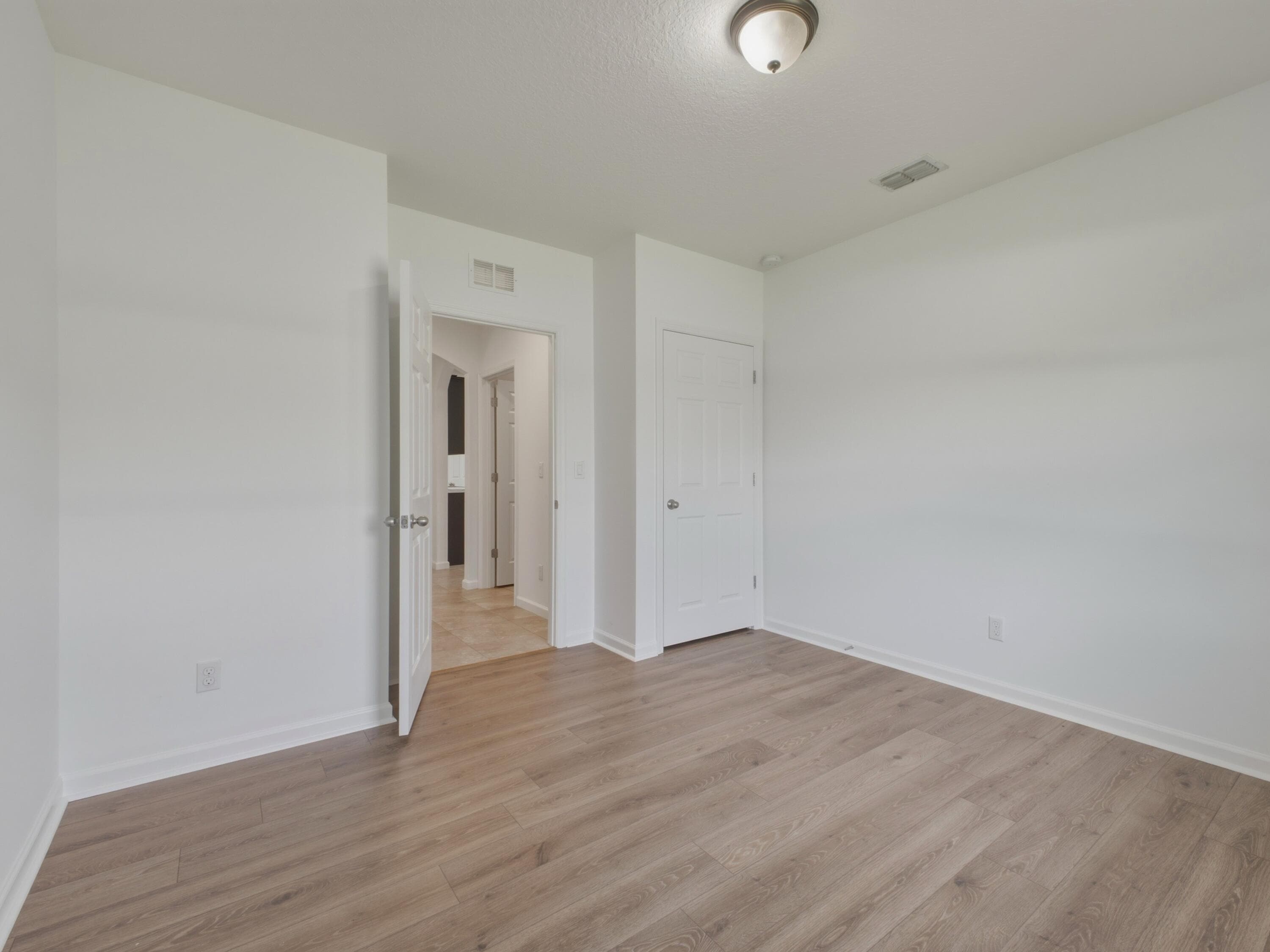 718 Crean Port St. Lucie FL 34953 — thumbnail 31 of 44