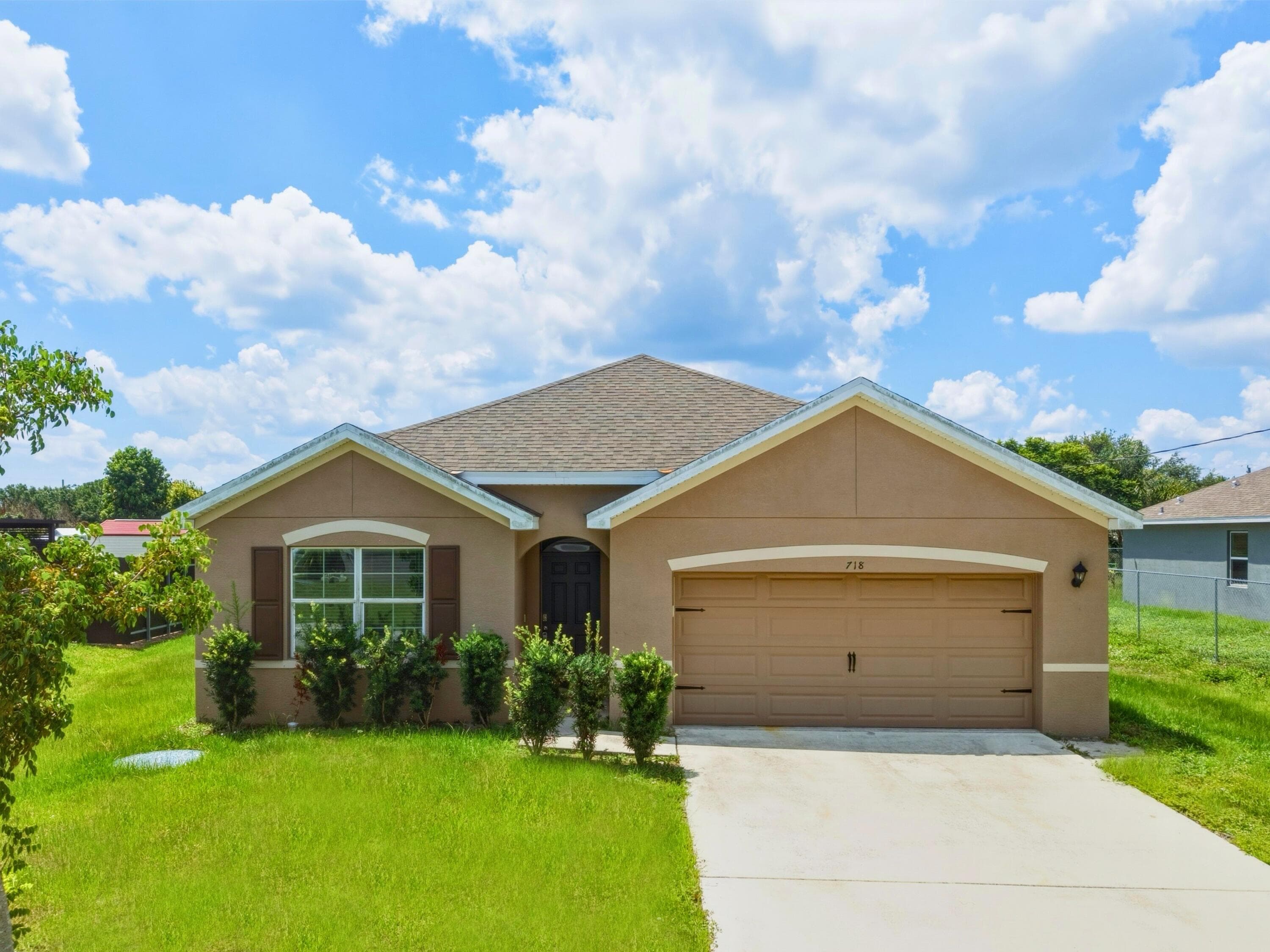 718 Crean Port St. Lucie FL 34953 — photo 1