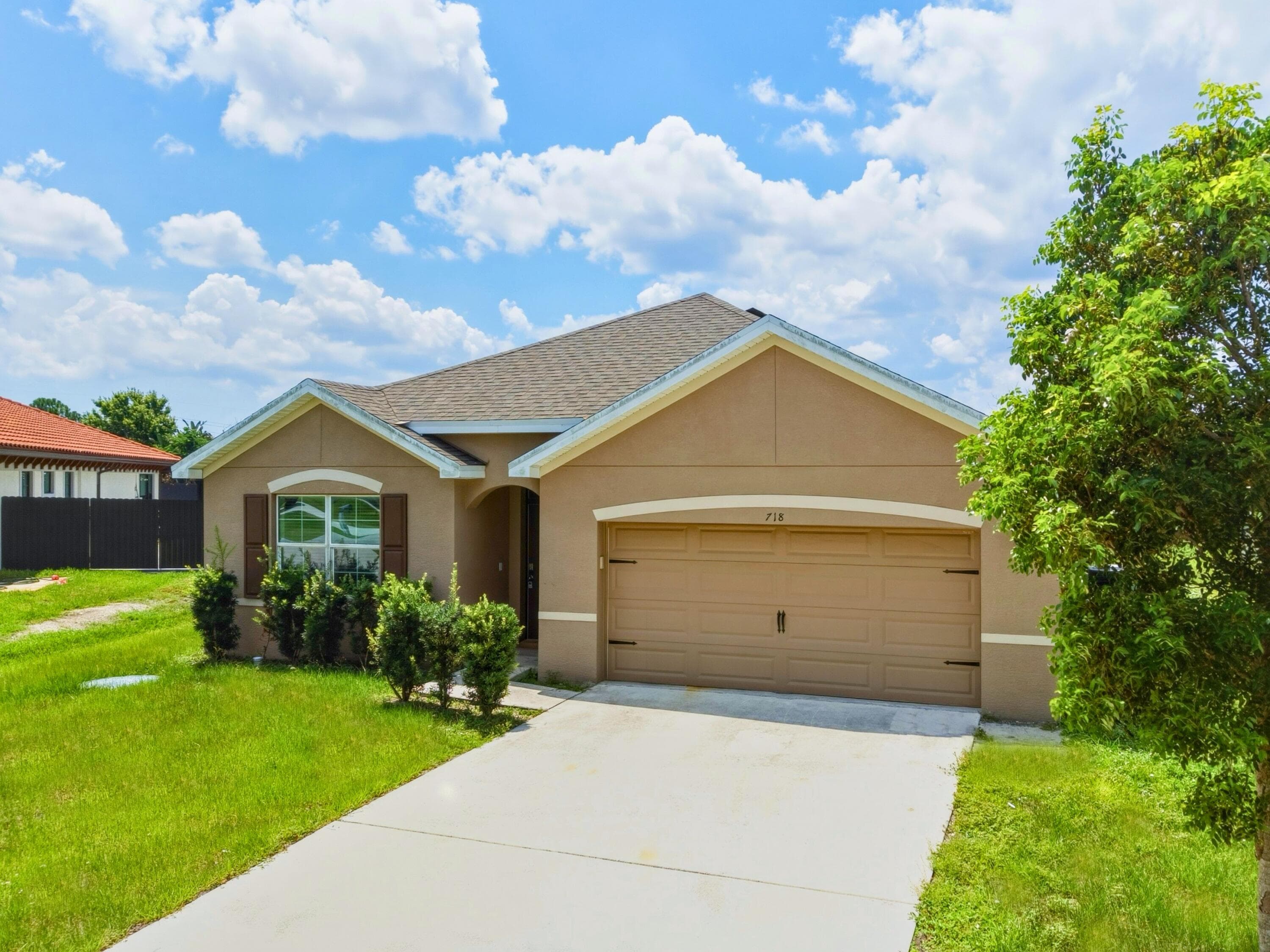 718 Crean Port St. Lucie FL 34953 — thumbnail 38 of 44