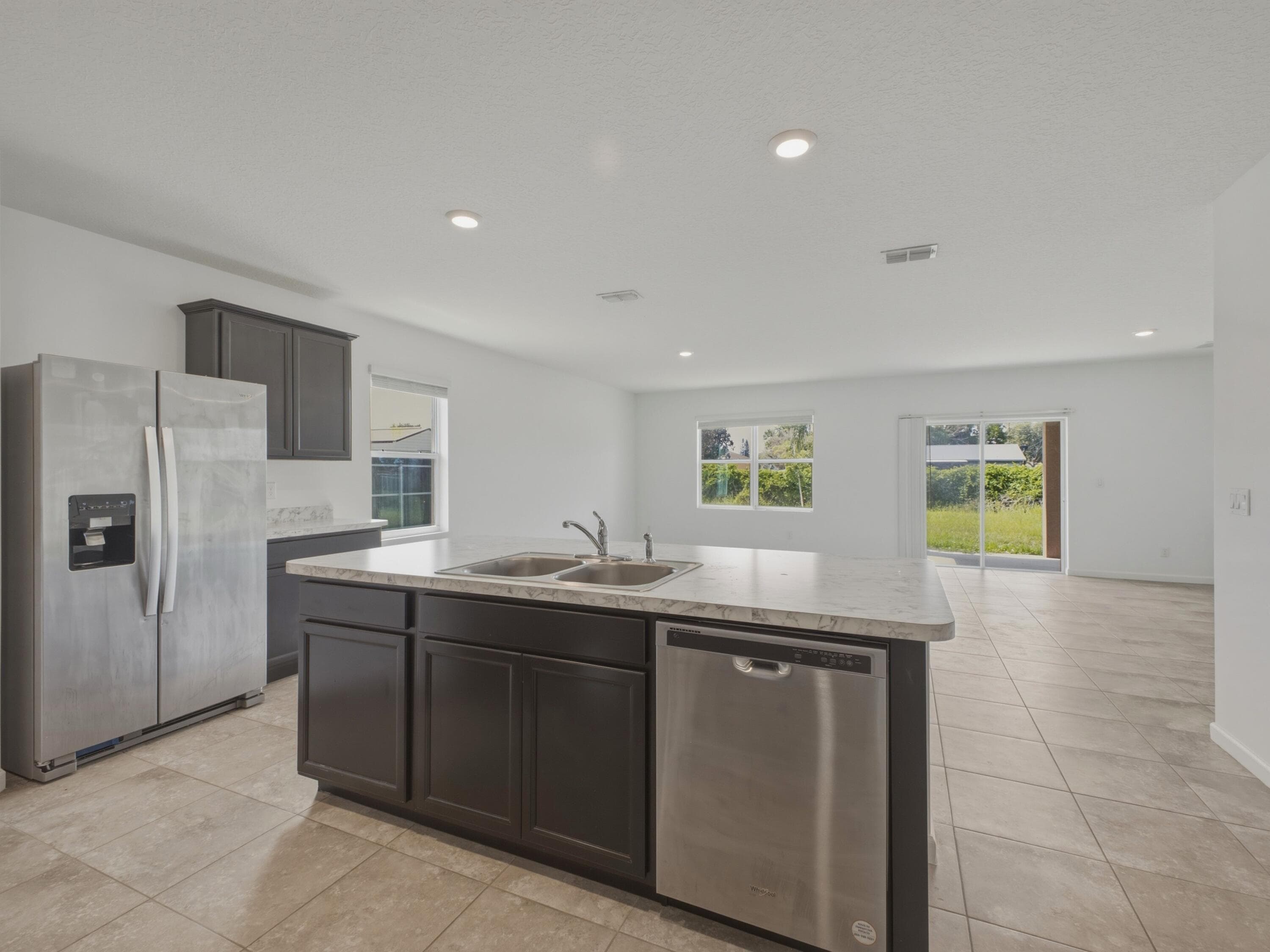 718 Crean Port St. Lucie FL 34953 — thumbnail 9 of 44