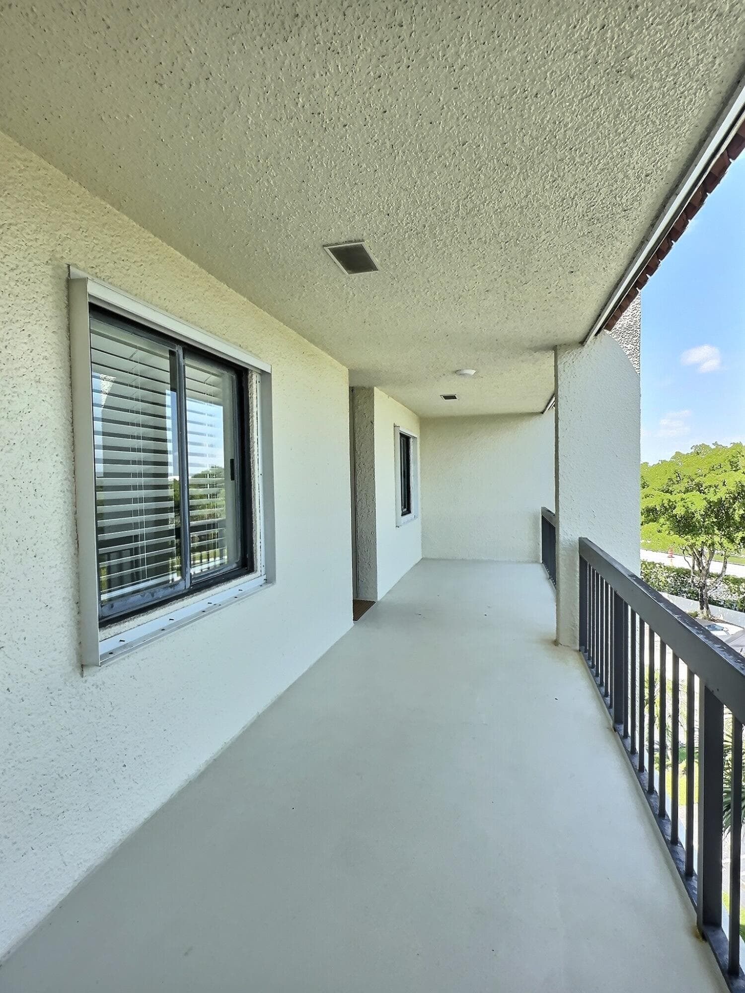 3050 Presidential #407 West Palm Beach FL 33401 — thumbnail 30 of 31