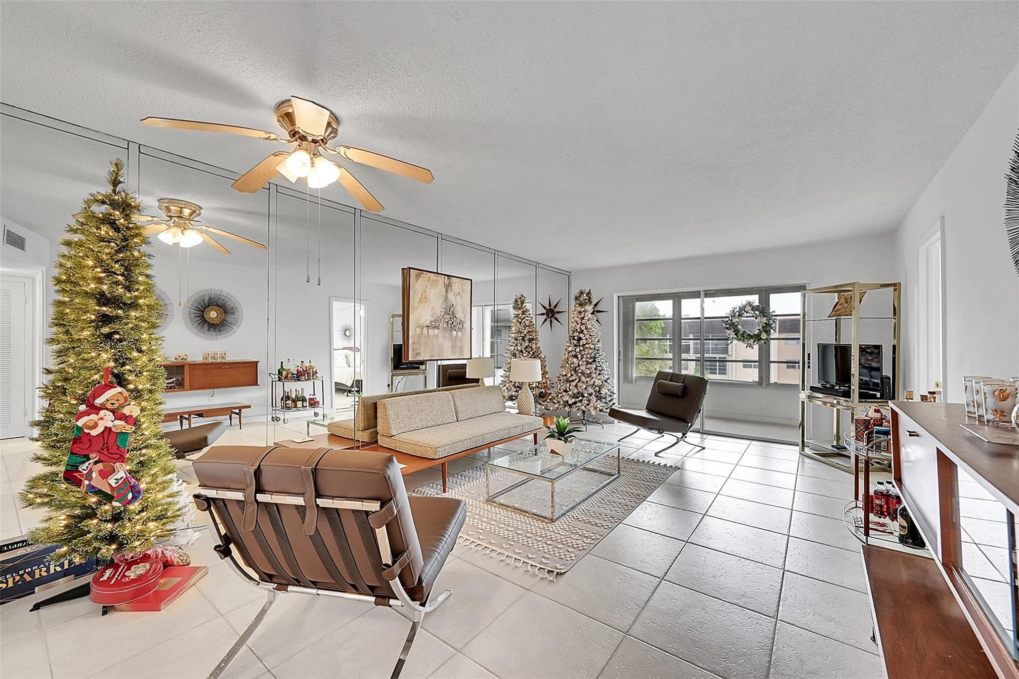 2780 Pine Island #312 Sunrise FL 33322 — thumbnail 4 of 29