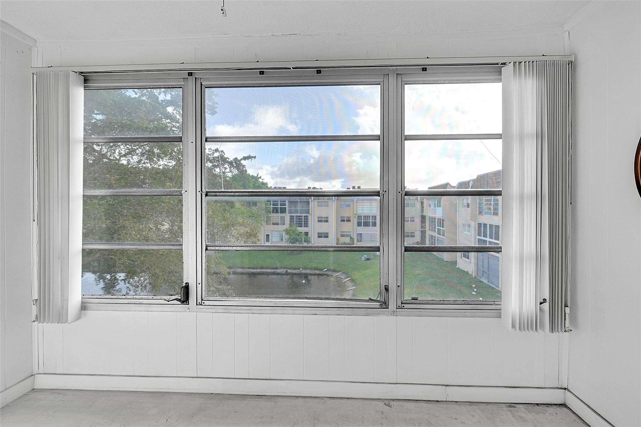 2780 Pine Island #312 Sunrise FL 33322 — thumbnail 12 of 29