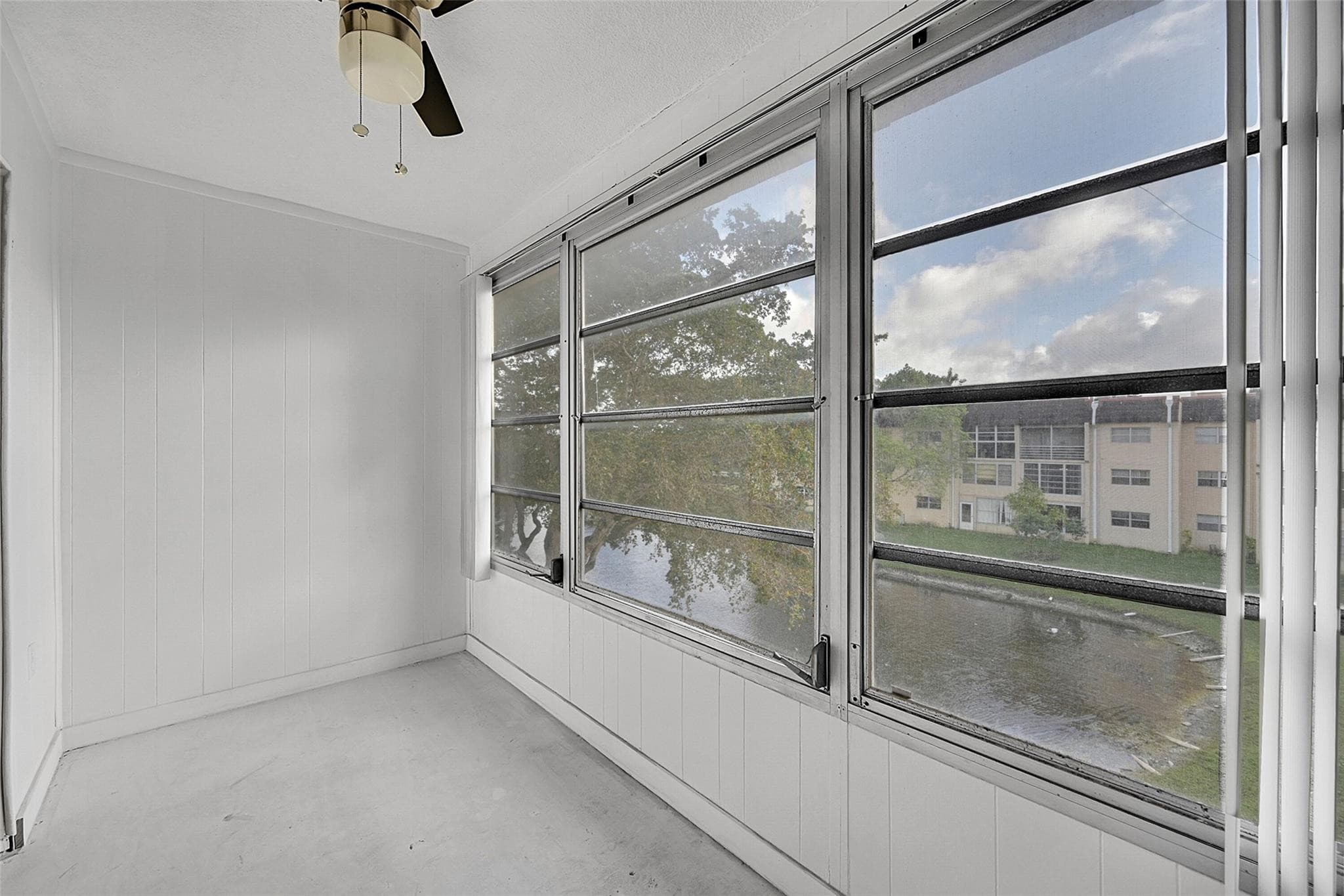 2780 Pine Island #312 Sunrise FL 33322 — thumbnail 13 of 29