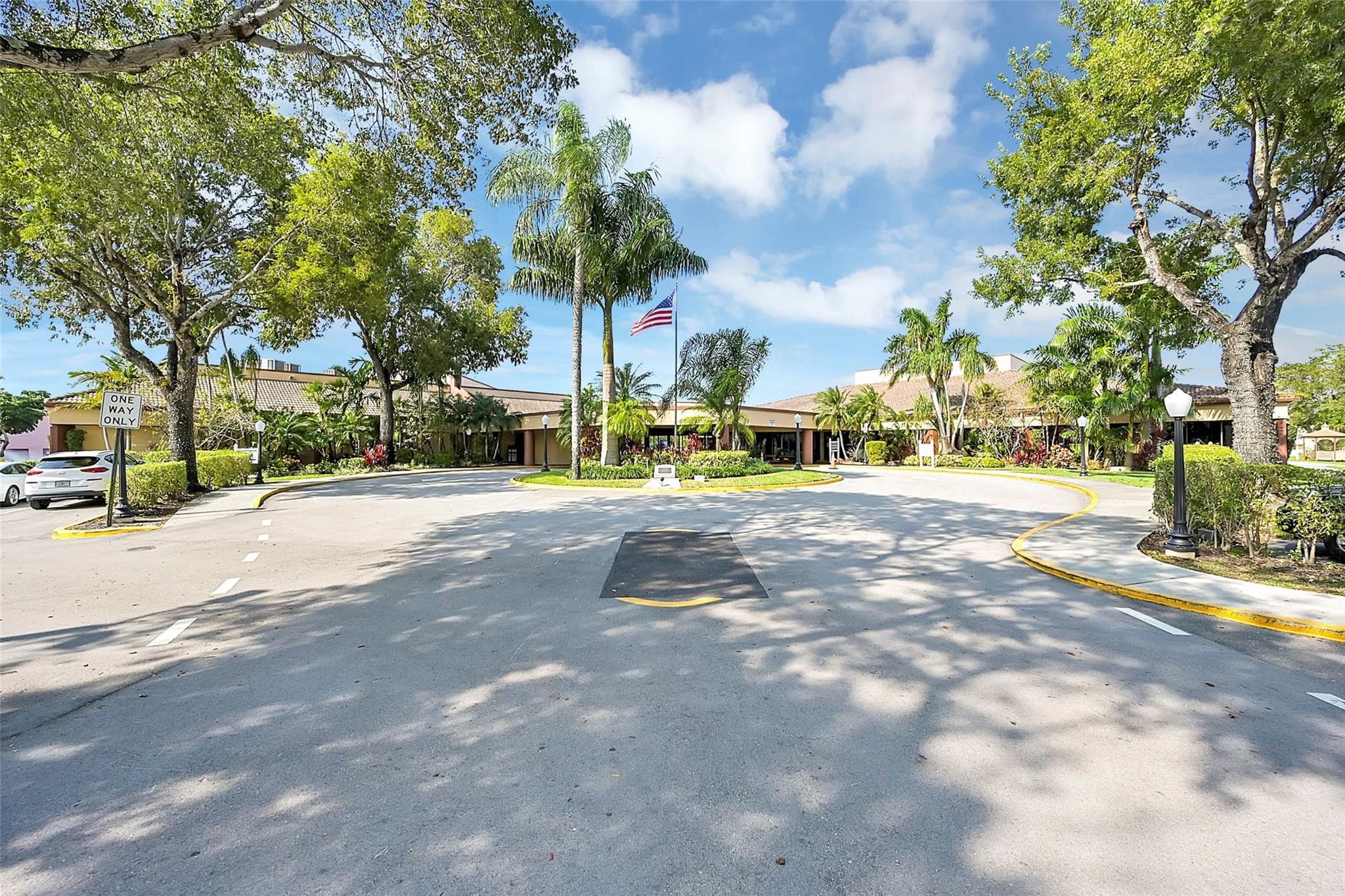 2780 Pine Island #312 Sunrise FL 33322 — thumbnail 16 of 29