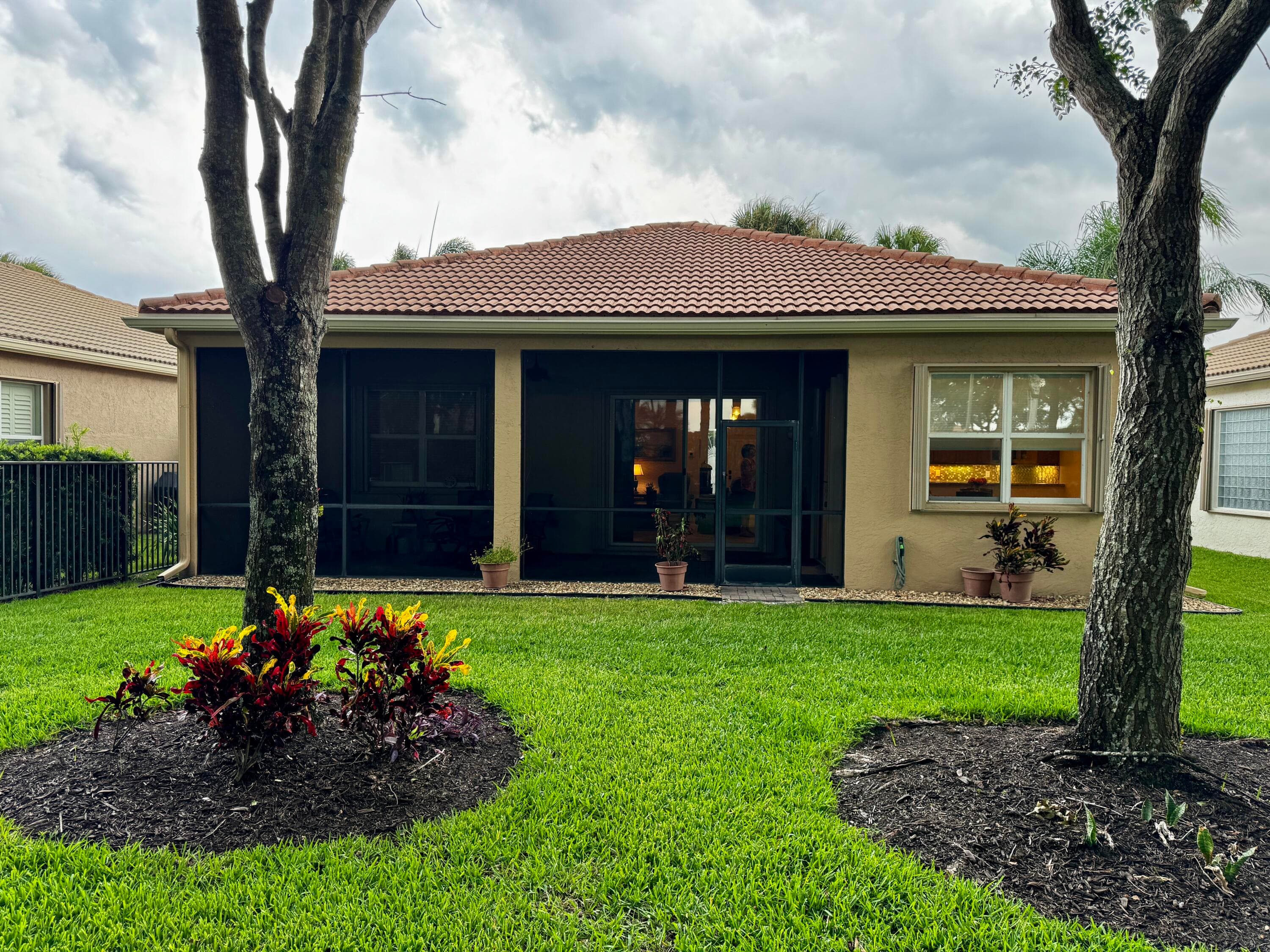 9385 Ivory Isle Boynton Beach FL 33473 — thumbnail 16 of 51