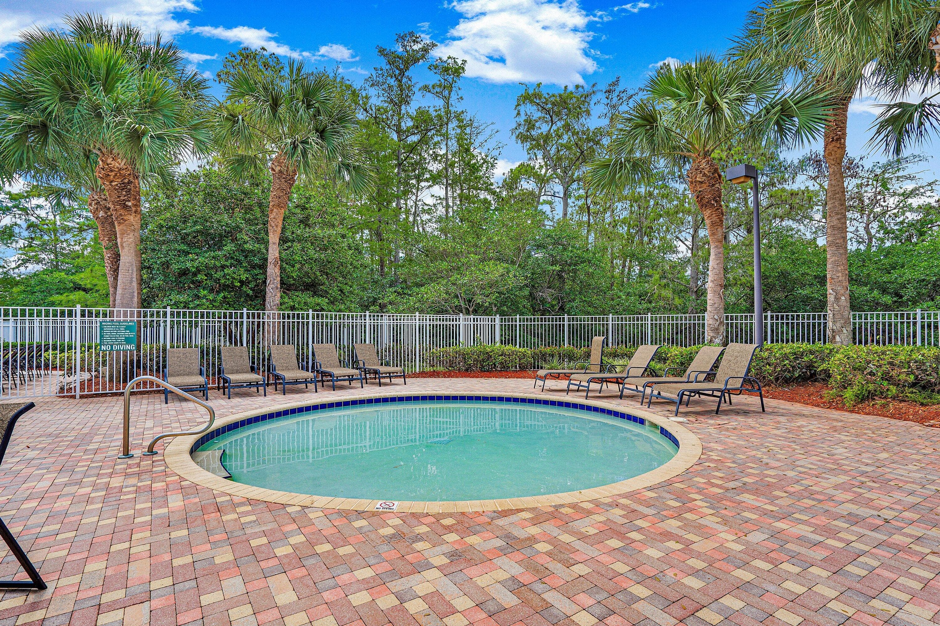 7819 Oak Grove Lake Worth FL 33467 — thumbnail 37 of 45