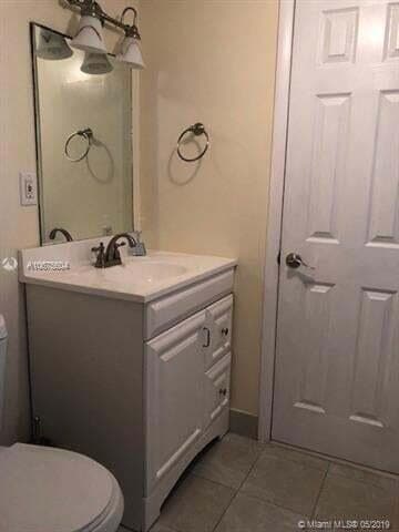 1911 Sabal Palm #104 Davie FL 33324 — thumbnail 21 of 34
