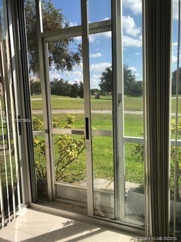 1911 Sabal Palm #104 Davie FL 33324 — thumbnail 25 of 34