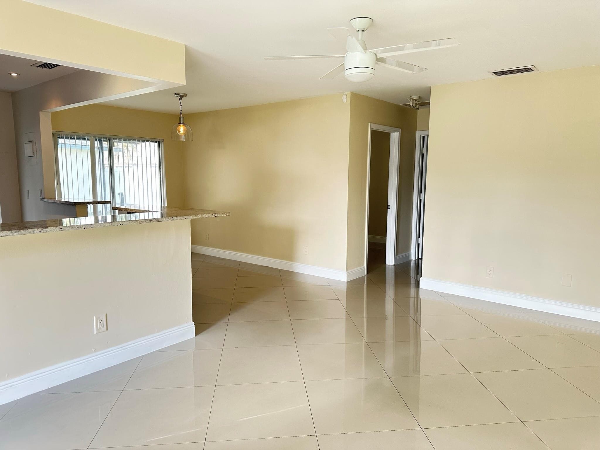 3001 4th #152 Pompano Beach FL 33064 — thumbnail 7 of 37