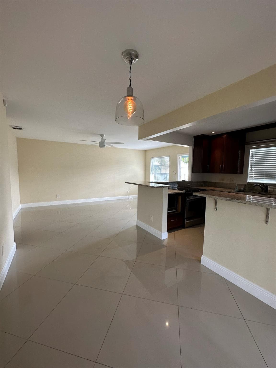 3001 4th #152 Pompano Beach FL 33064 — thumbnail 8 of 37