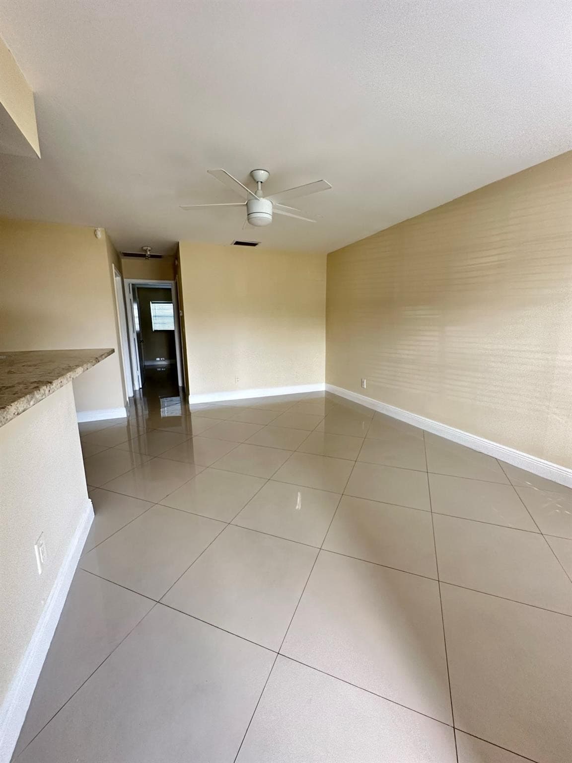 3001 4th #152 Pompano Beach FL 33064 — thumbnail 12 of 37