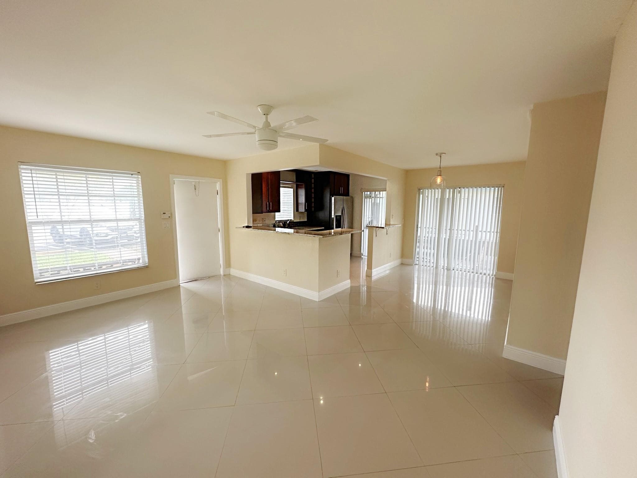 3001 4th #152 Pompano Beach FL 33064 — thumbnail 13 of 37