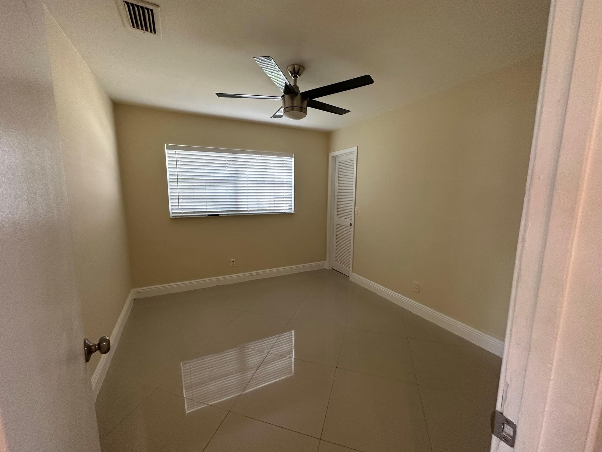 3001 4th #152 Pompano Beach FL 33064 — thumbnail 19 of 37