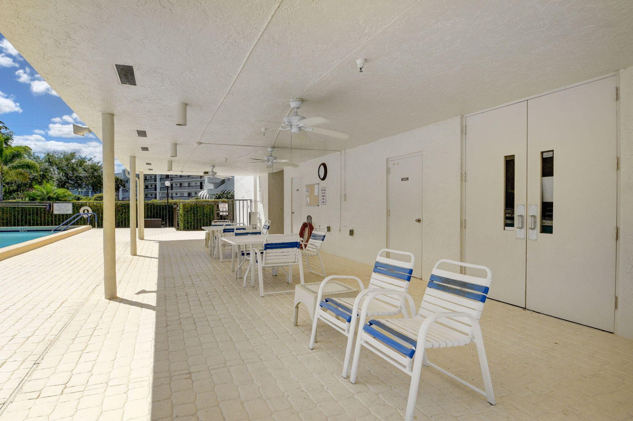 3162 Via Poinciana #6 Lake Worth FL 33467 — thumbnail 45 of 47
