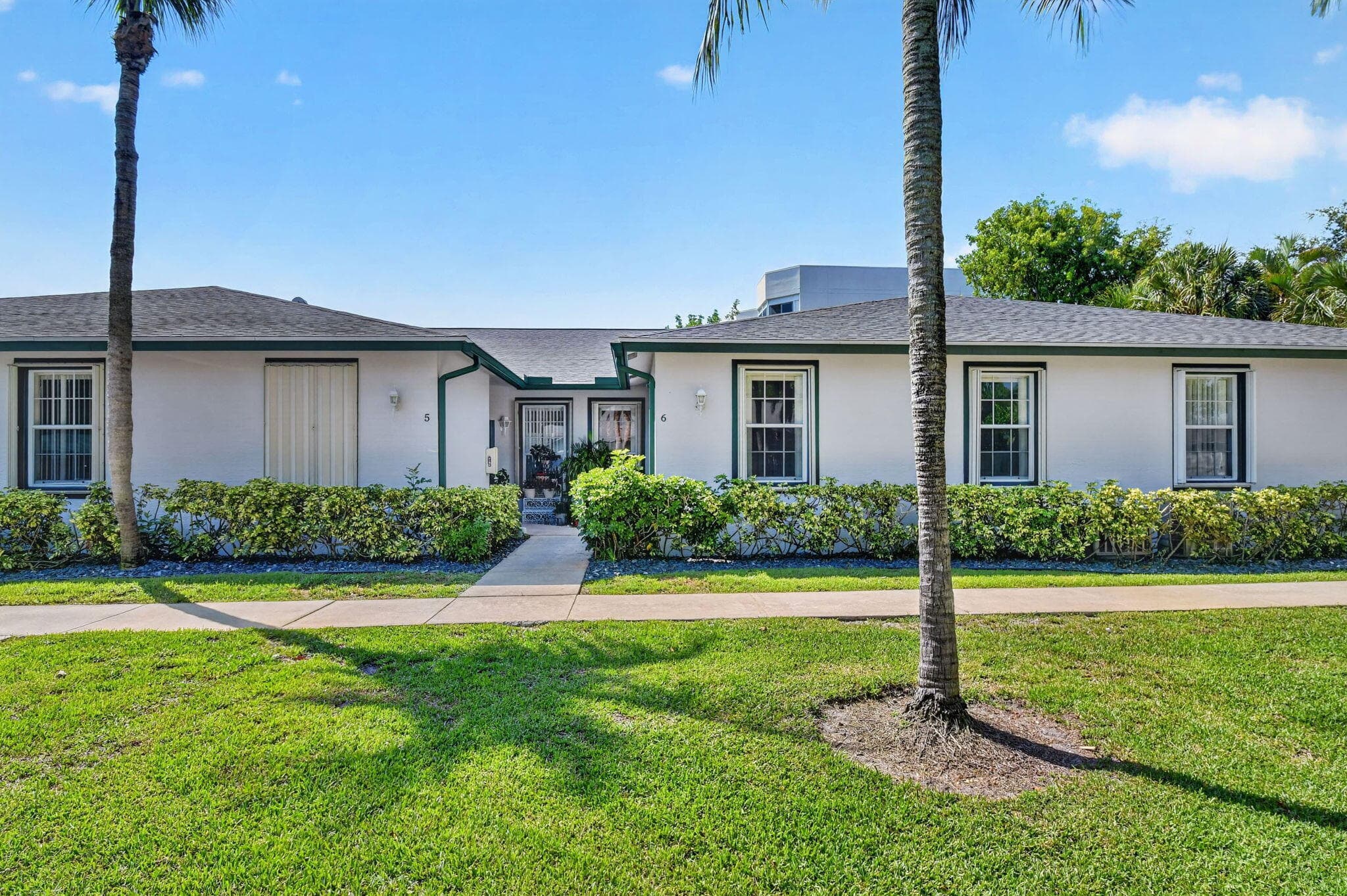 3162 Via Poinciana #6 Lake Worth FL 33467 — photo 1