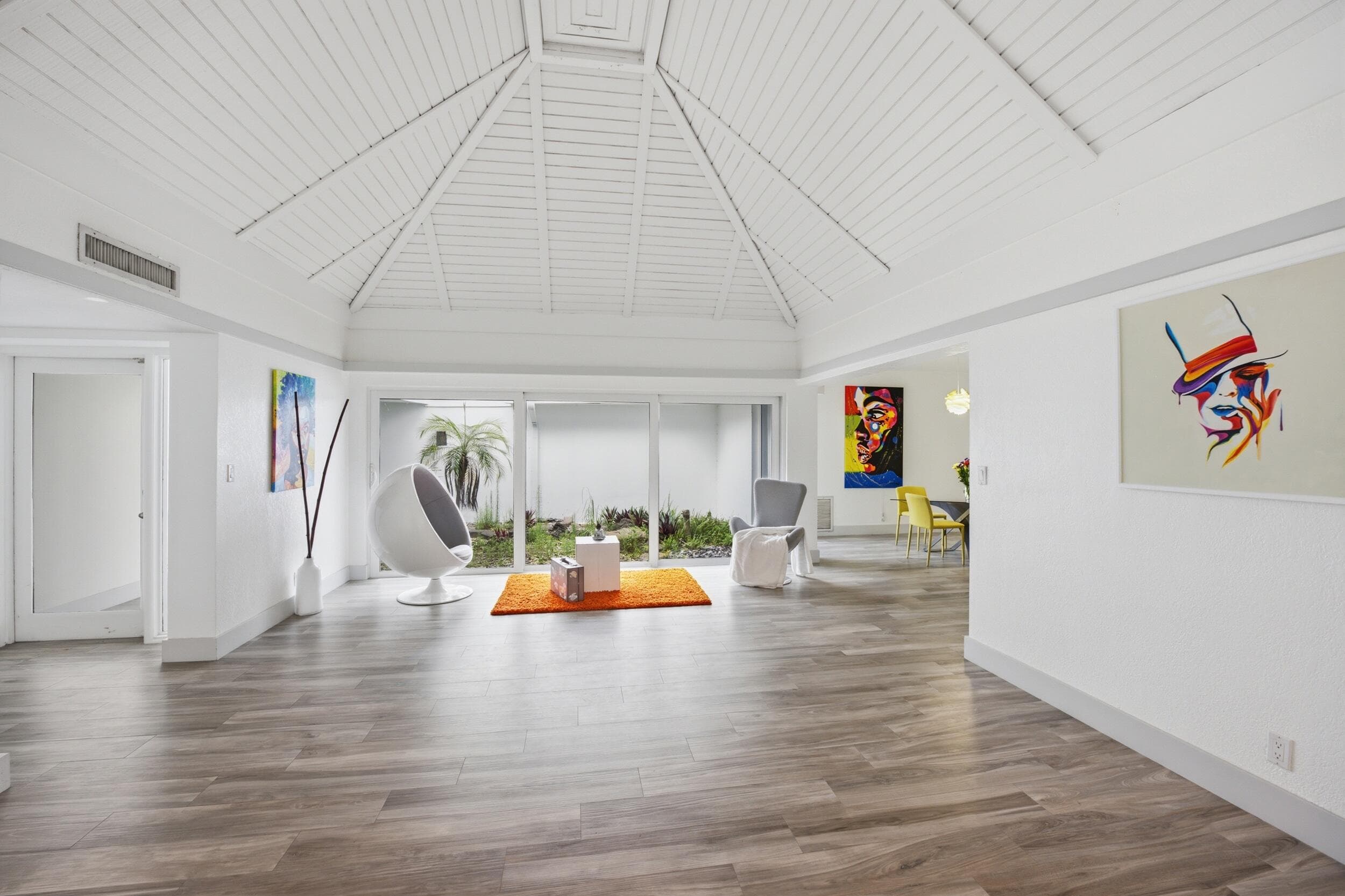 4400 Queen Palm Tamarac FL 33319 — thumbnail 13 of 50
