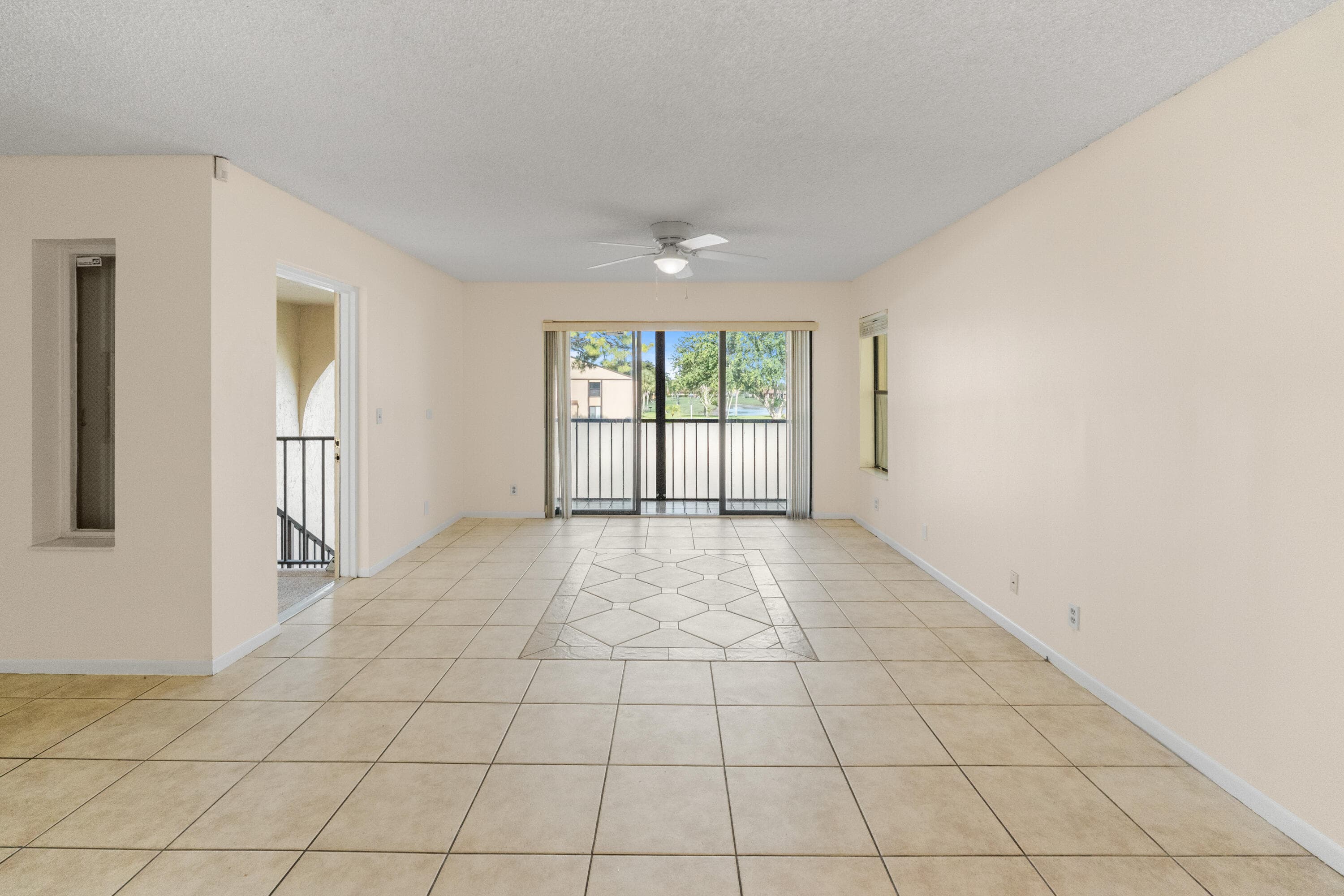 706 Sunny Pine #E2 Greenacres FL 33415 — thumbnail 7 of 43