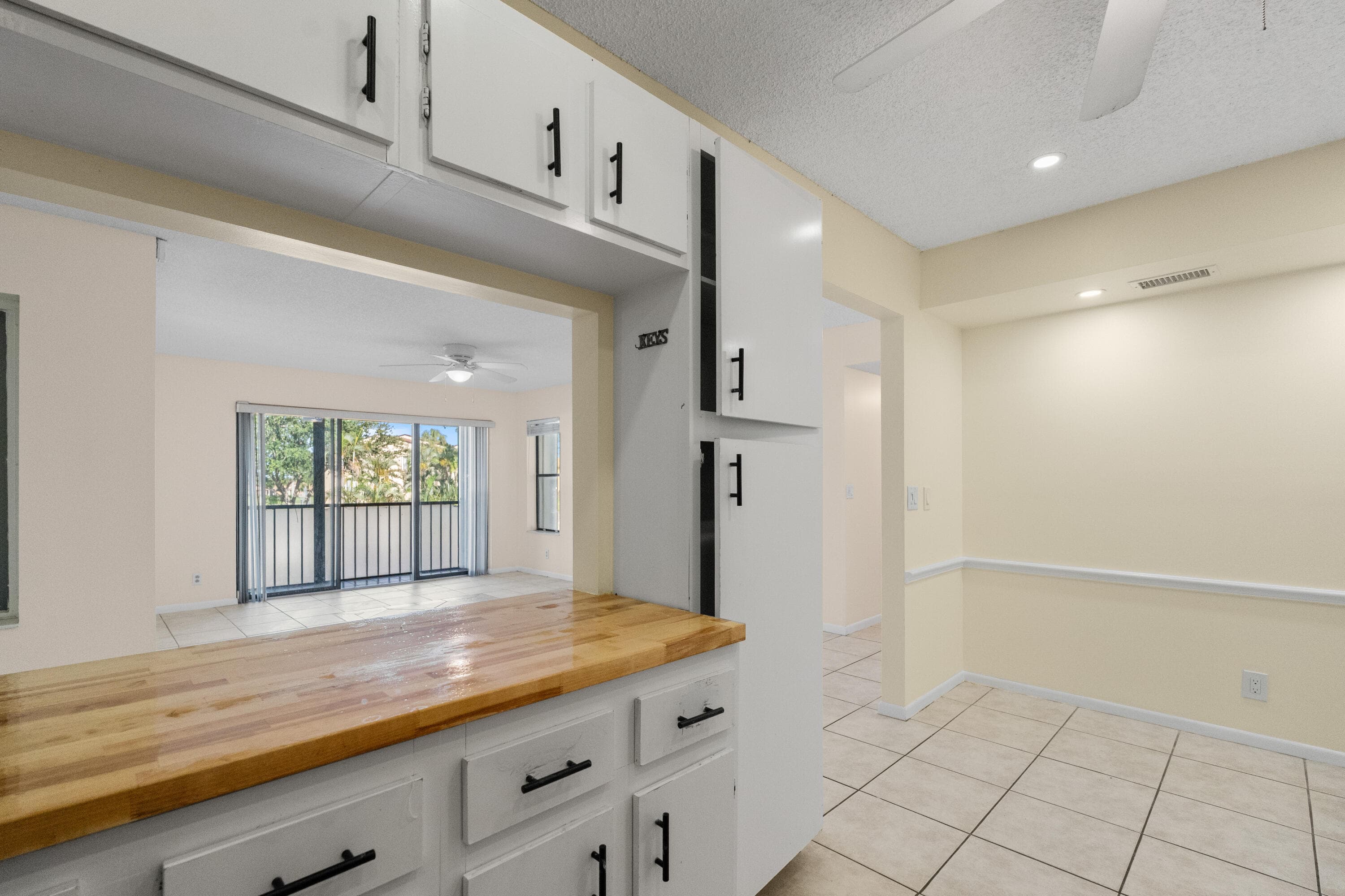 706 Sunny Pine #E2 Greenacres FL 33415 — thumbnail 10 of 43
