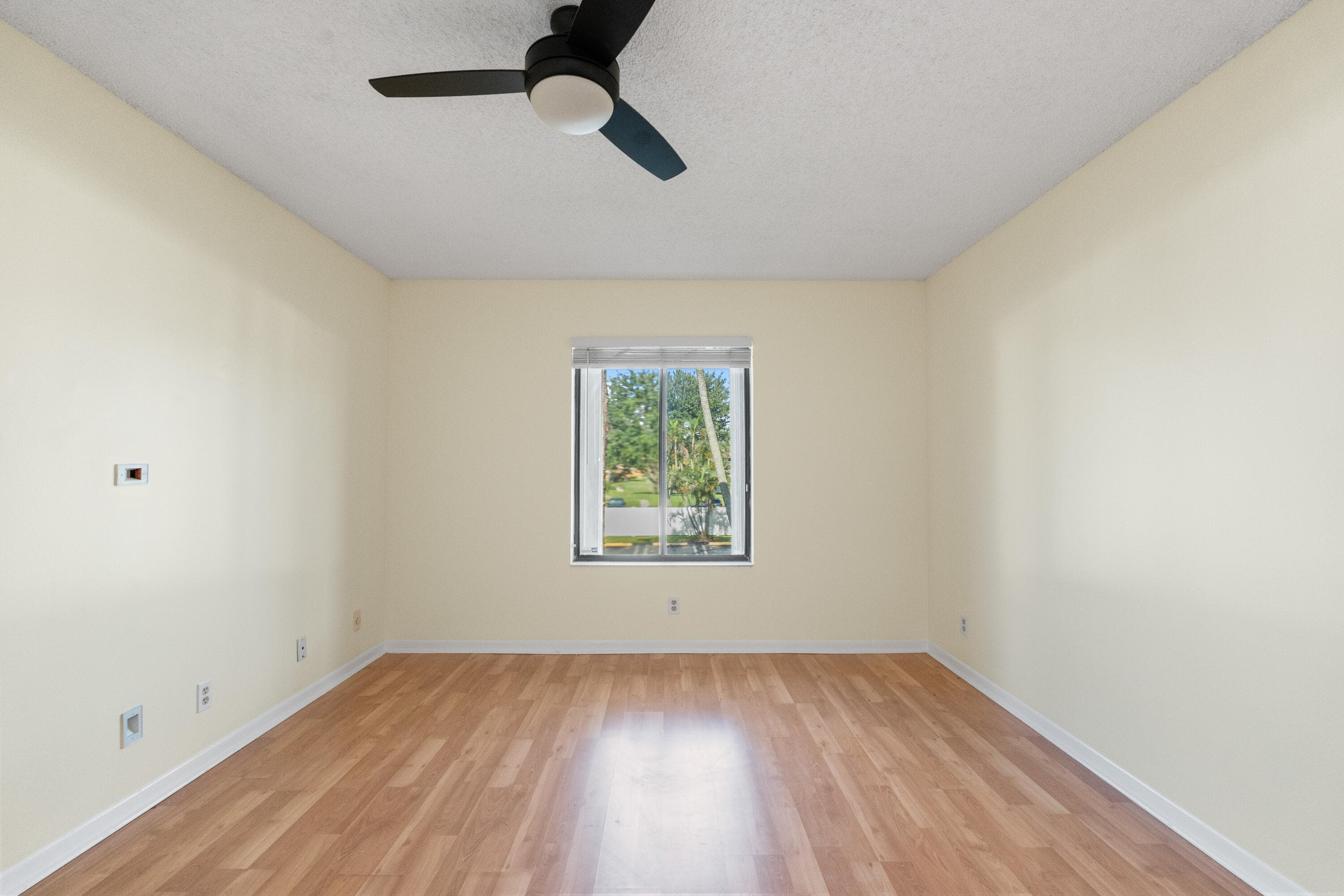 706 Sunny Pine #E2 Greenacres FL 33415 — thumbnail 12 of 43