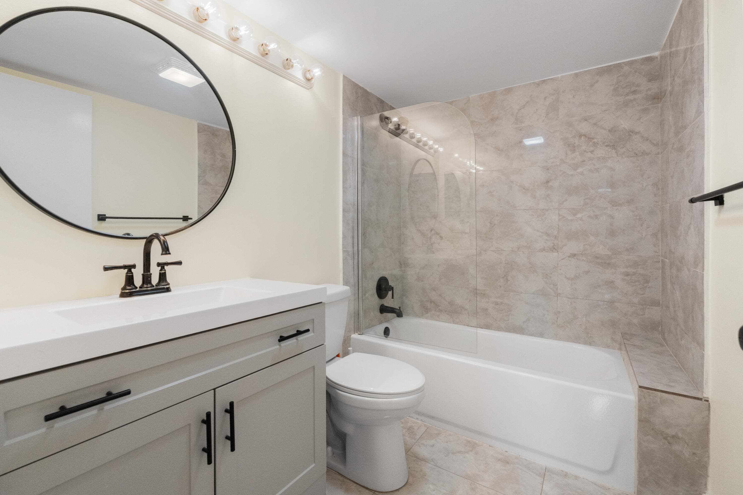 706 Sunny Pine #E2 Greenacres FL 33415 — thumbnail 13 of 43