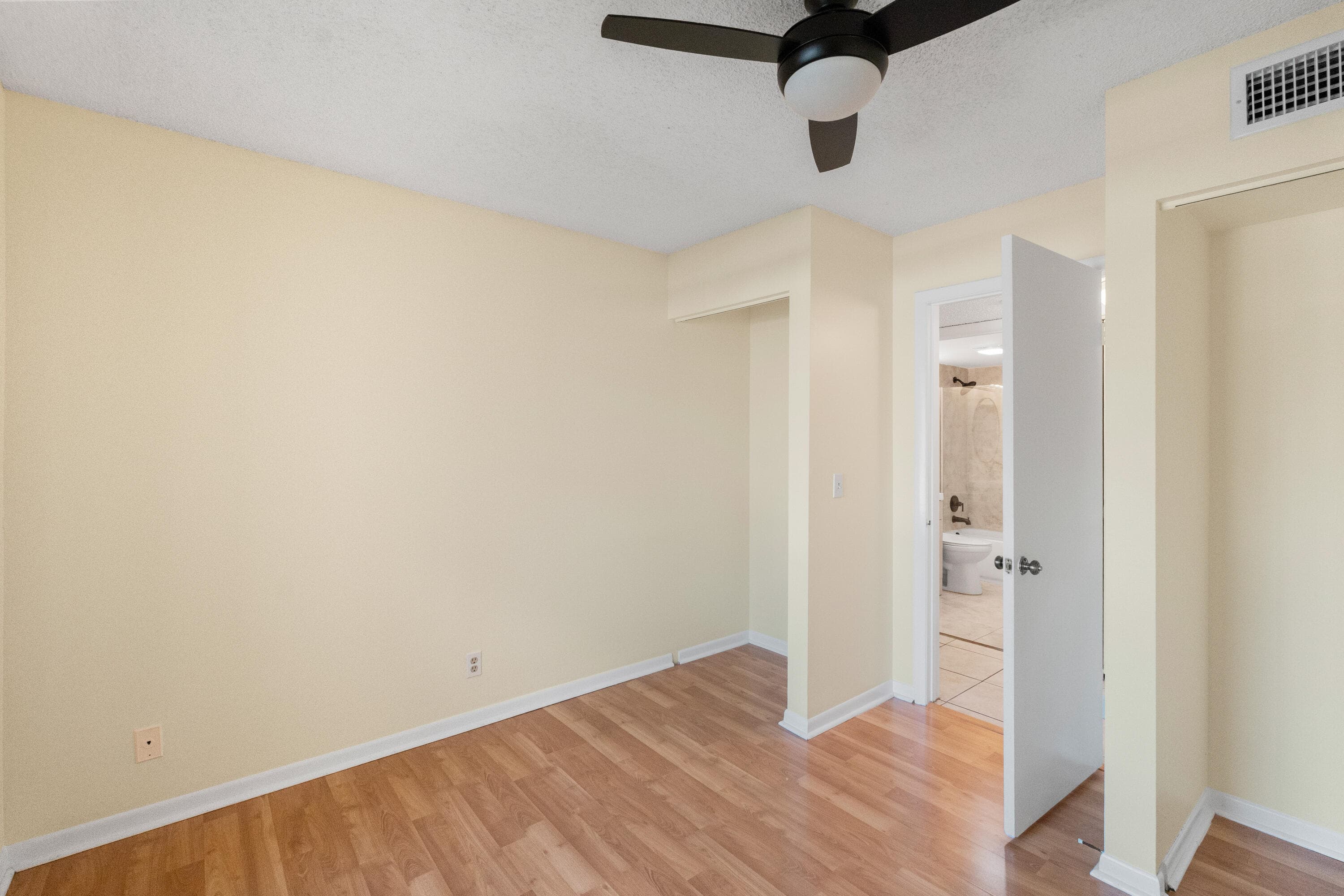 706 Sunny Pine #E2 Greenacres FL 33415 — thumbnail 25 of 43