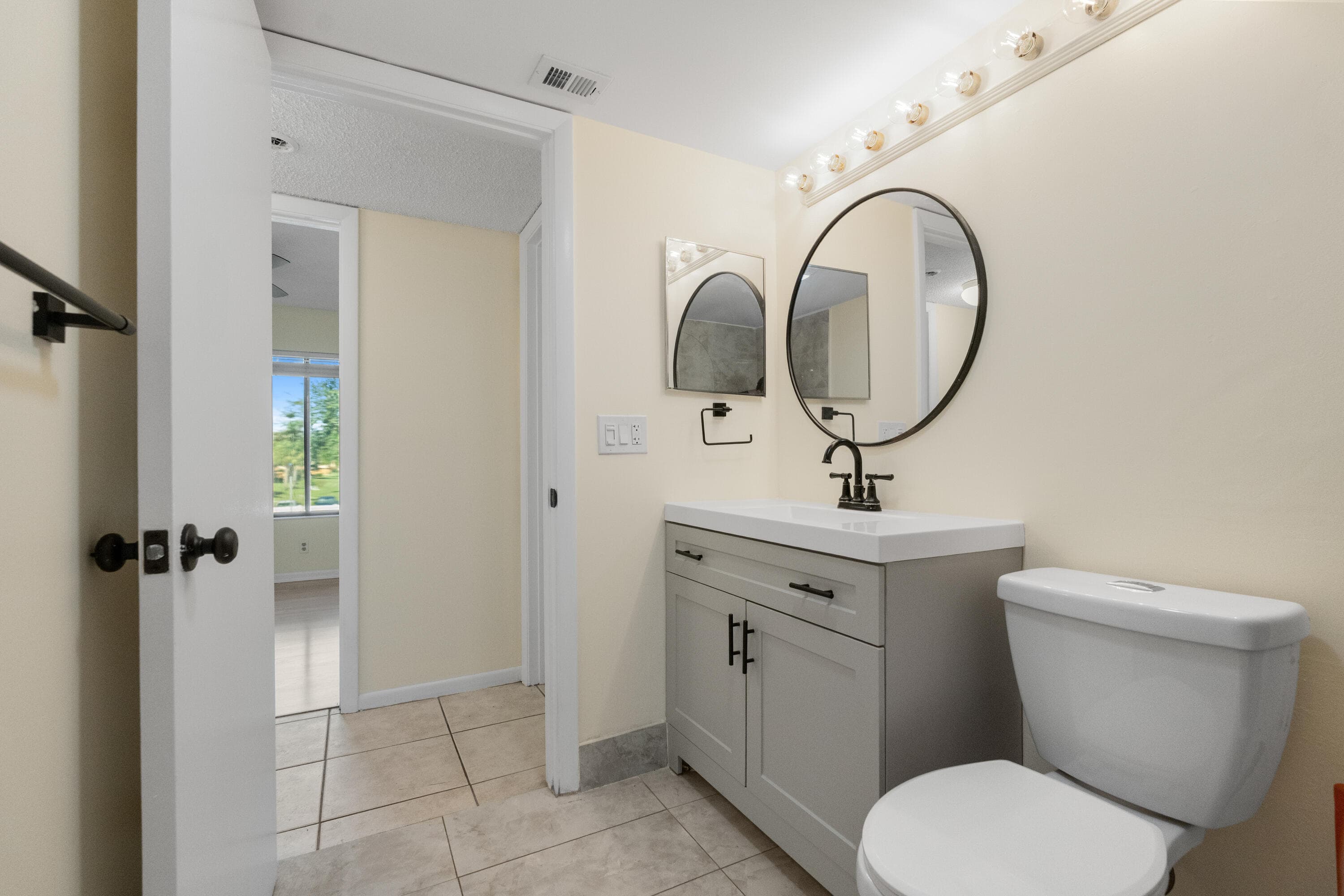 706 Sunny Pine #E2 Greenacres FL 33415 — thumbnail 27 of 43
