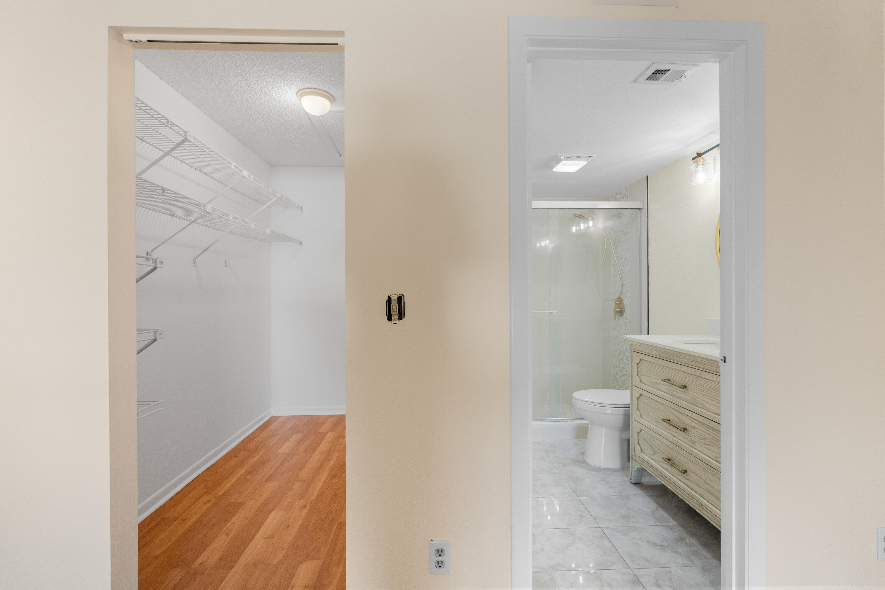706 Sunny Pine #E2 Greenacres FL 33415 — thumbnail 33 of 43