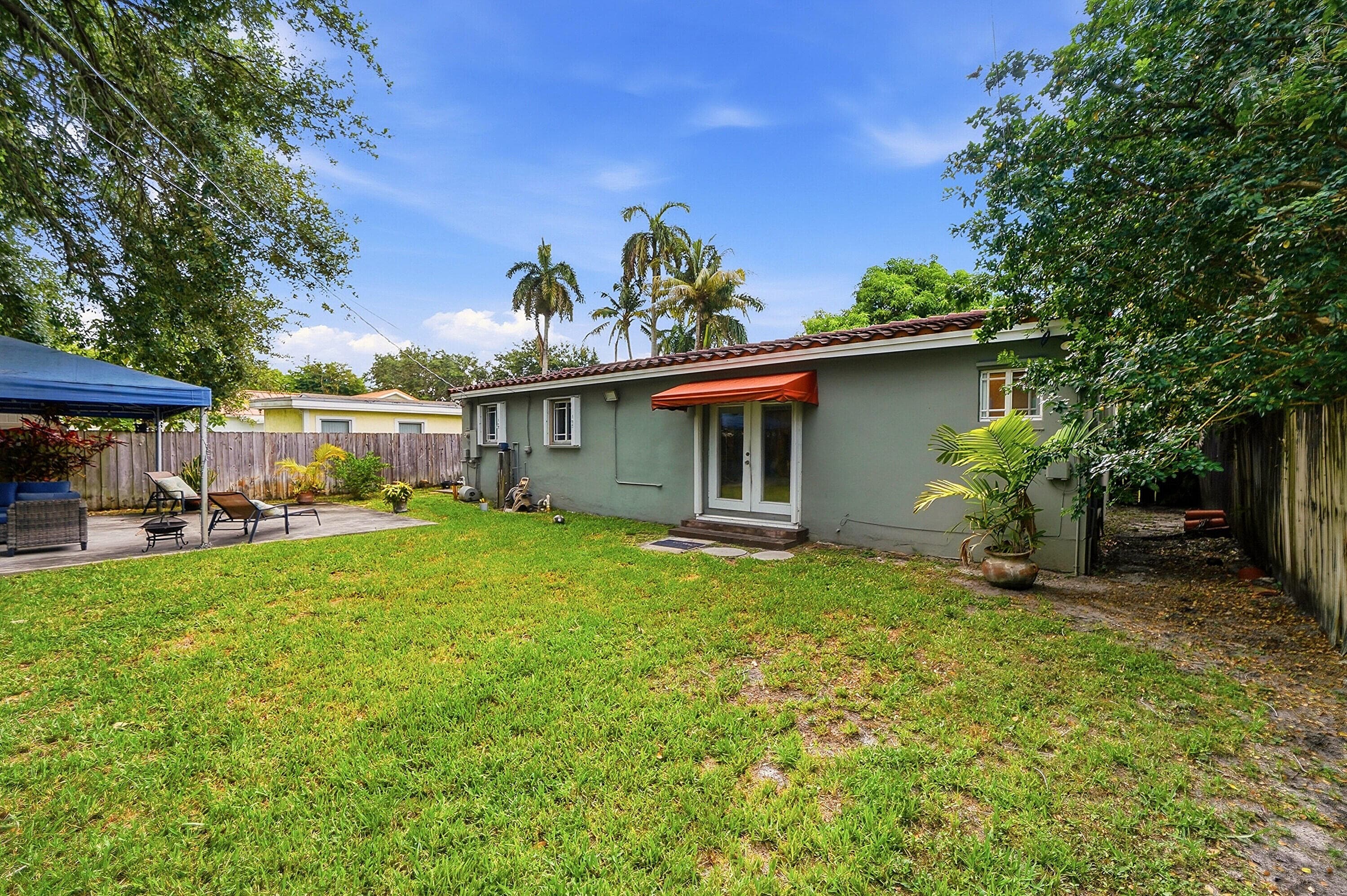 1208 31st Hollywood FL 33021 — thumbnail 28 of 37