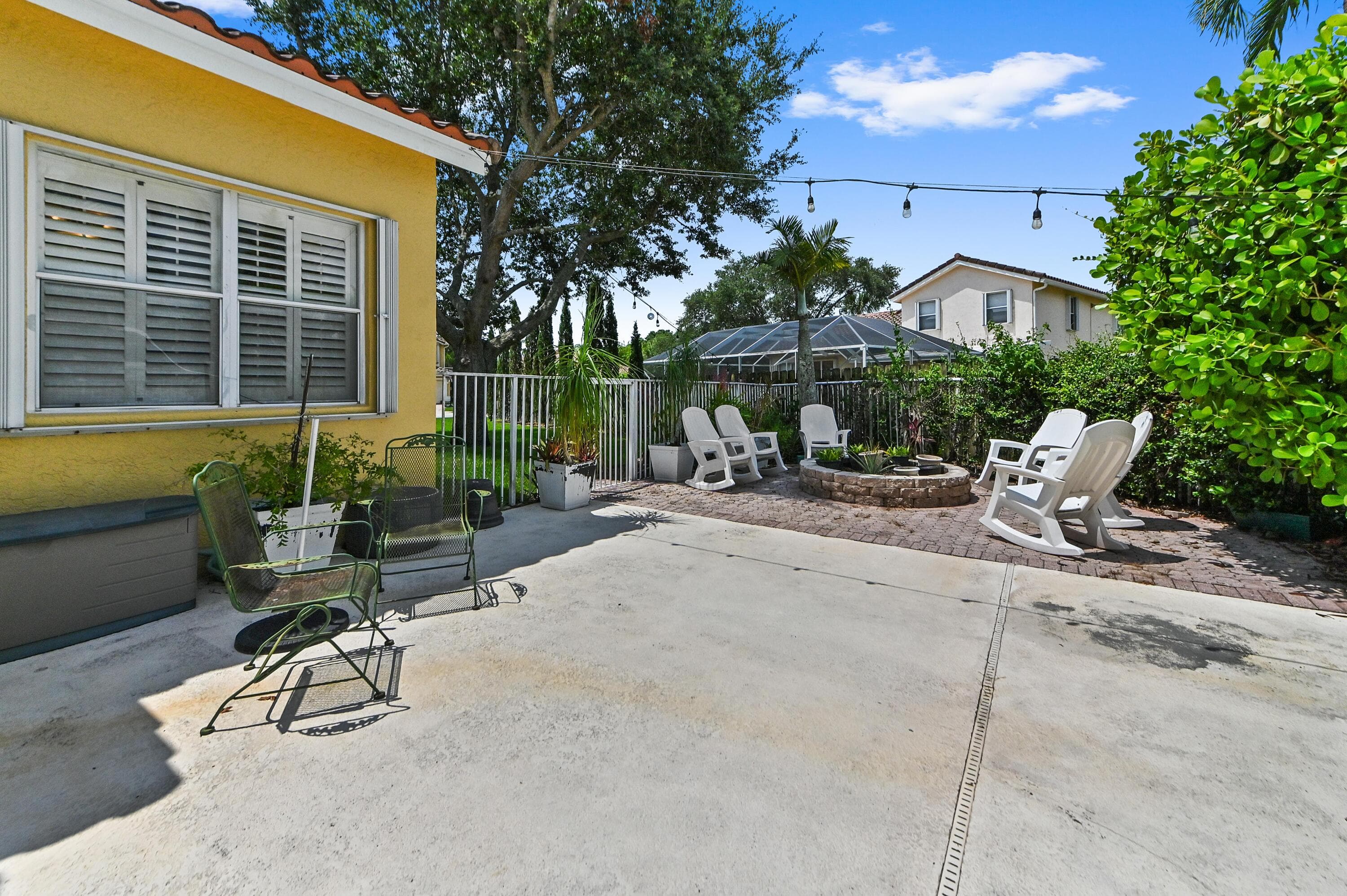 7461 Anadale Lake Worth FL 33467 — thumbnail 28 of 40