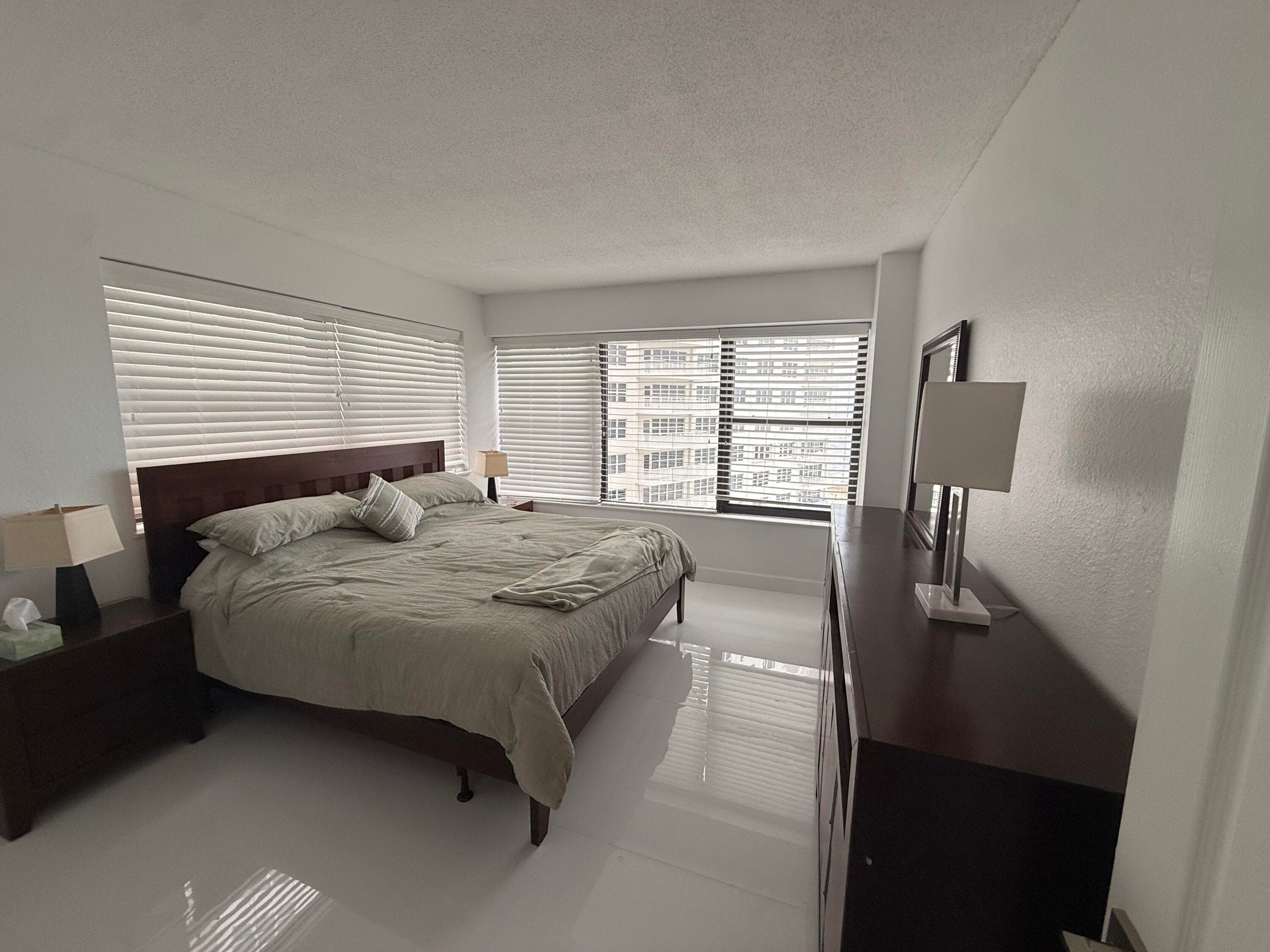 3800 Galt Ocean #601 Fort Lauderdale FL 33308 — thumbnail 7 of 45