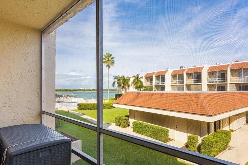 1300 Seaway #10 Fort Pierce FL 34949 — thumbnail 16 of 26