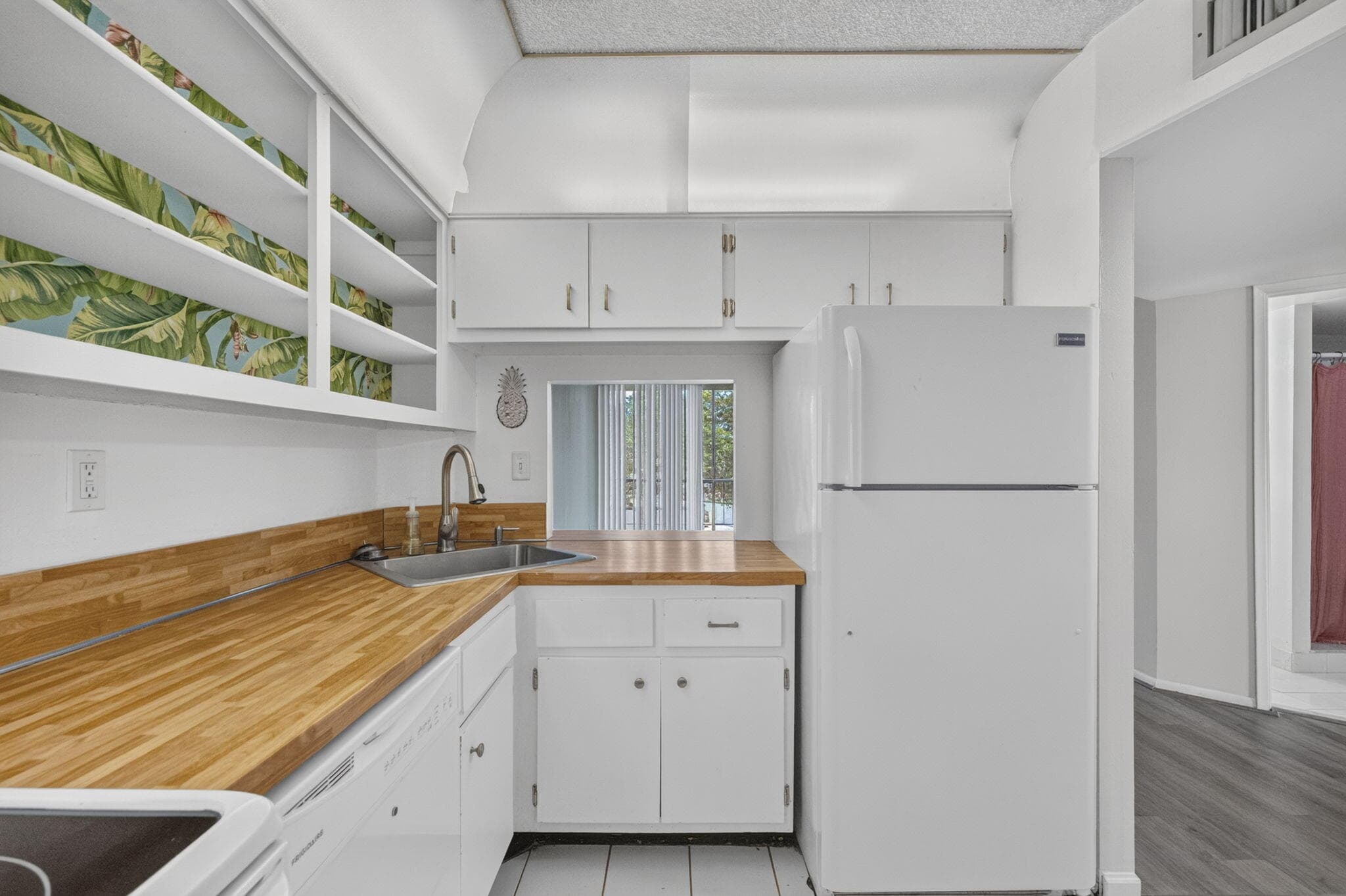 4501 21st #208 Fort Lauderdale FL 33308 — thumbnail 5 of 30