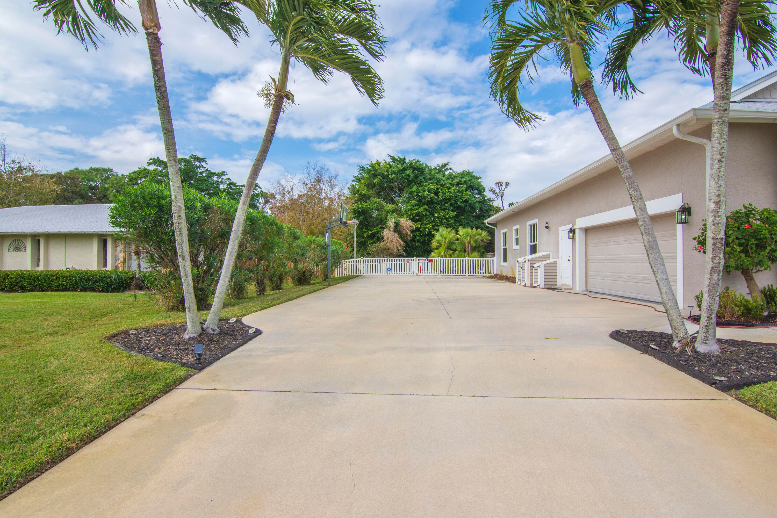 2986 Farley Port St. Lucie FL 34952 — thumbnail 5 of 19