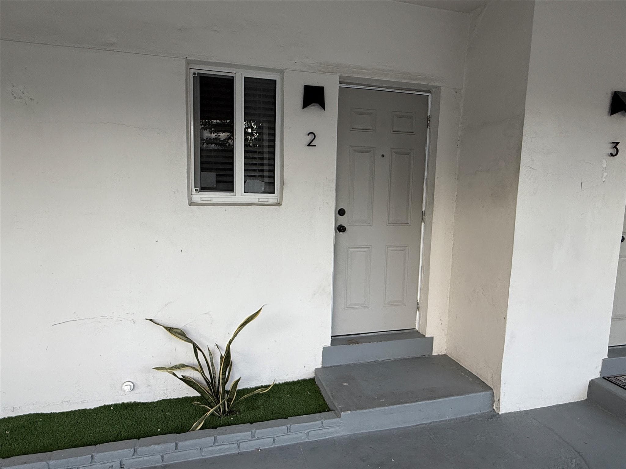 720 7th #4 Hallandale Beach FL 33009 — thumbnail 7 of 26