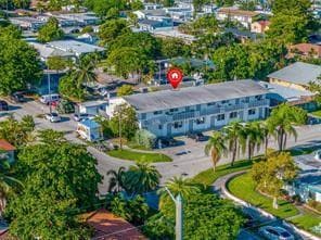 720 7th #4 Hallandale Beach FL 33009 — thumbnail 16 of 26