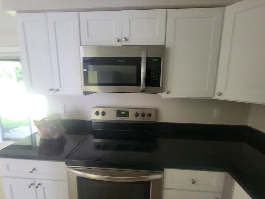 242 24th Boynton Beach FL 33435 — thumbnail 10 of 12