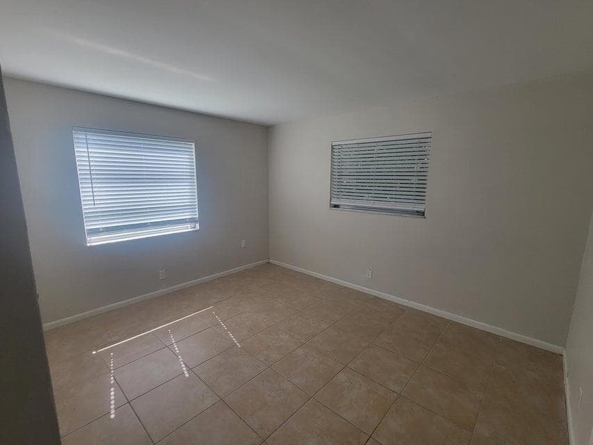 242 24th Boynton Beach FL 33435 — thumbnail 12 of 12