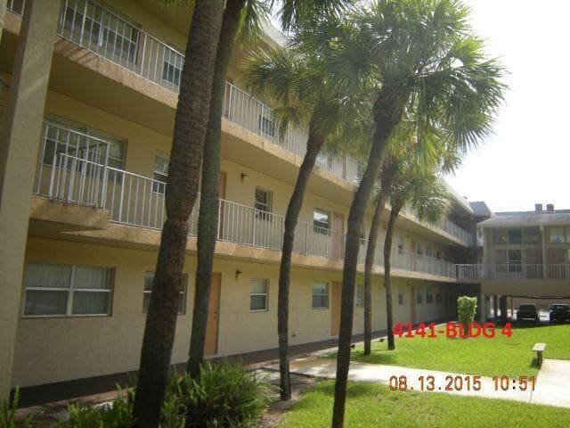 4141 26th #217 Lauderhill FL 33313 — photo 1