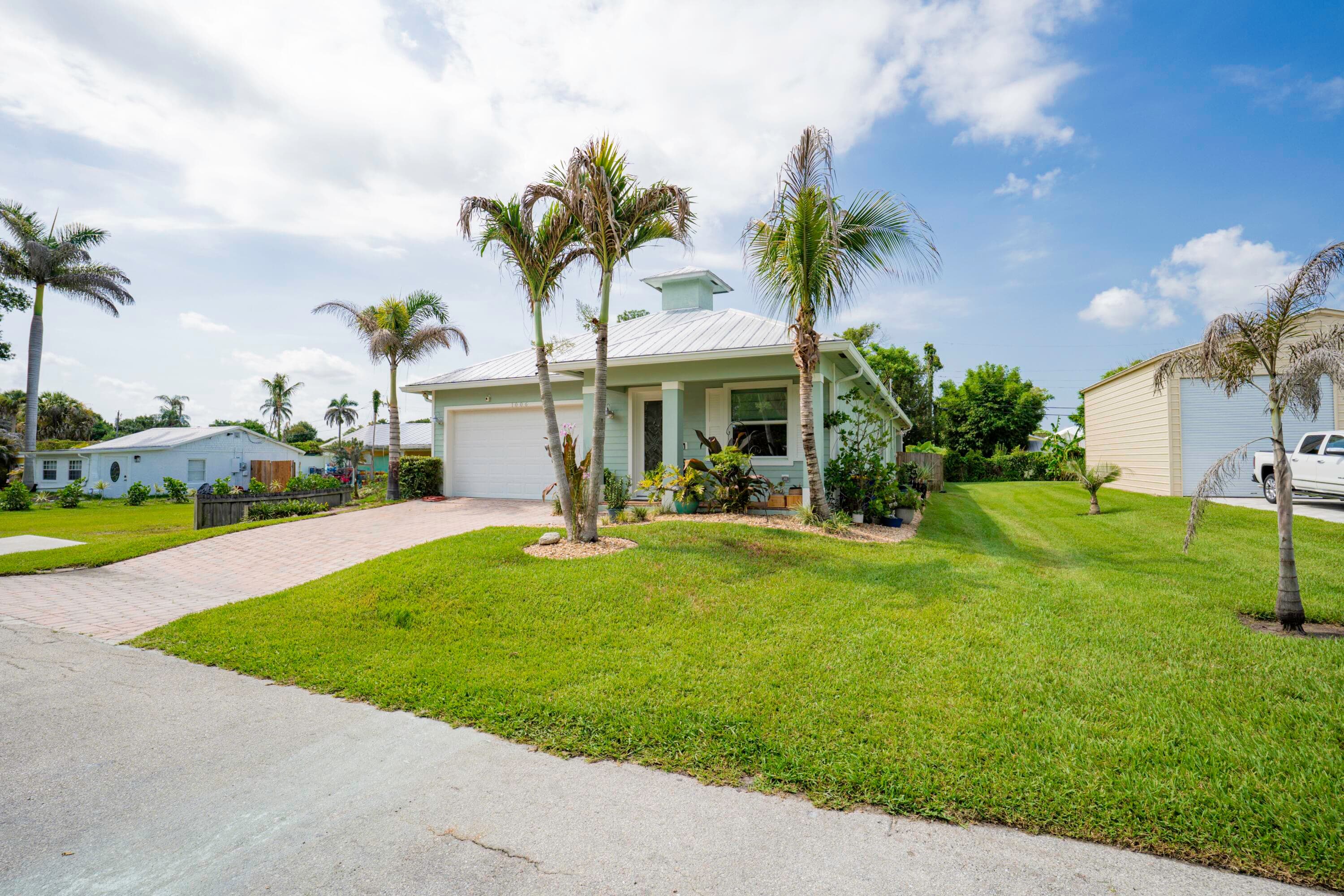 1006 34th Palm City FL 34990 — thumbnail 43 of 43