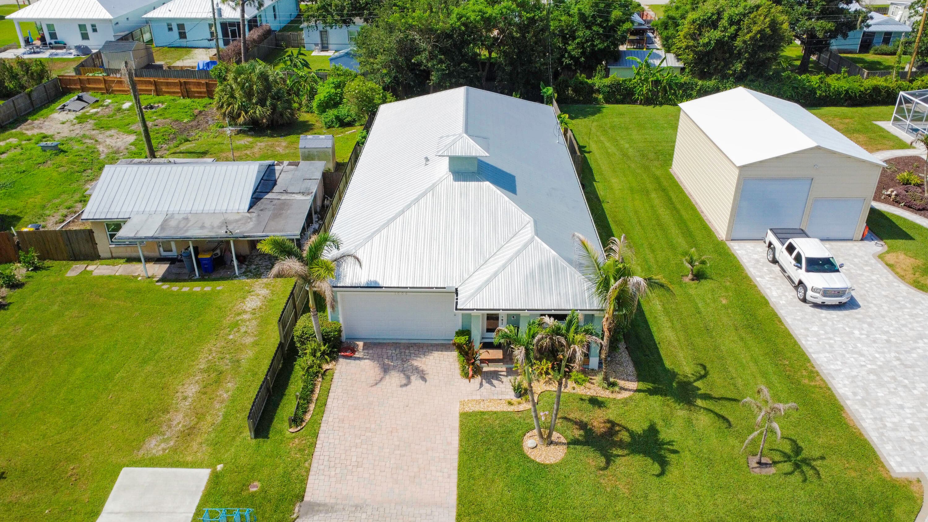 1006 34th Palm City FL 34990 — thumbnail 35 of 43