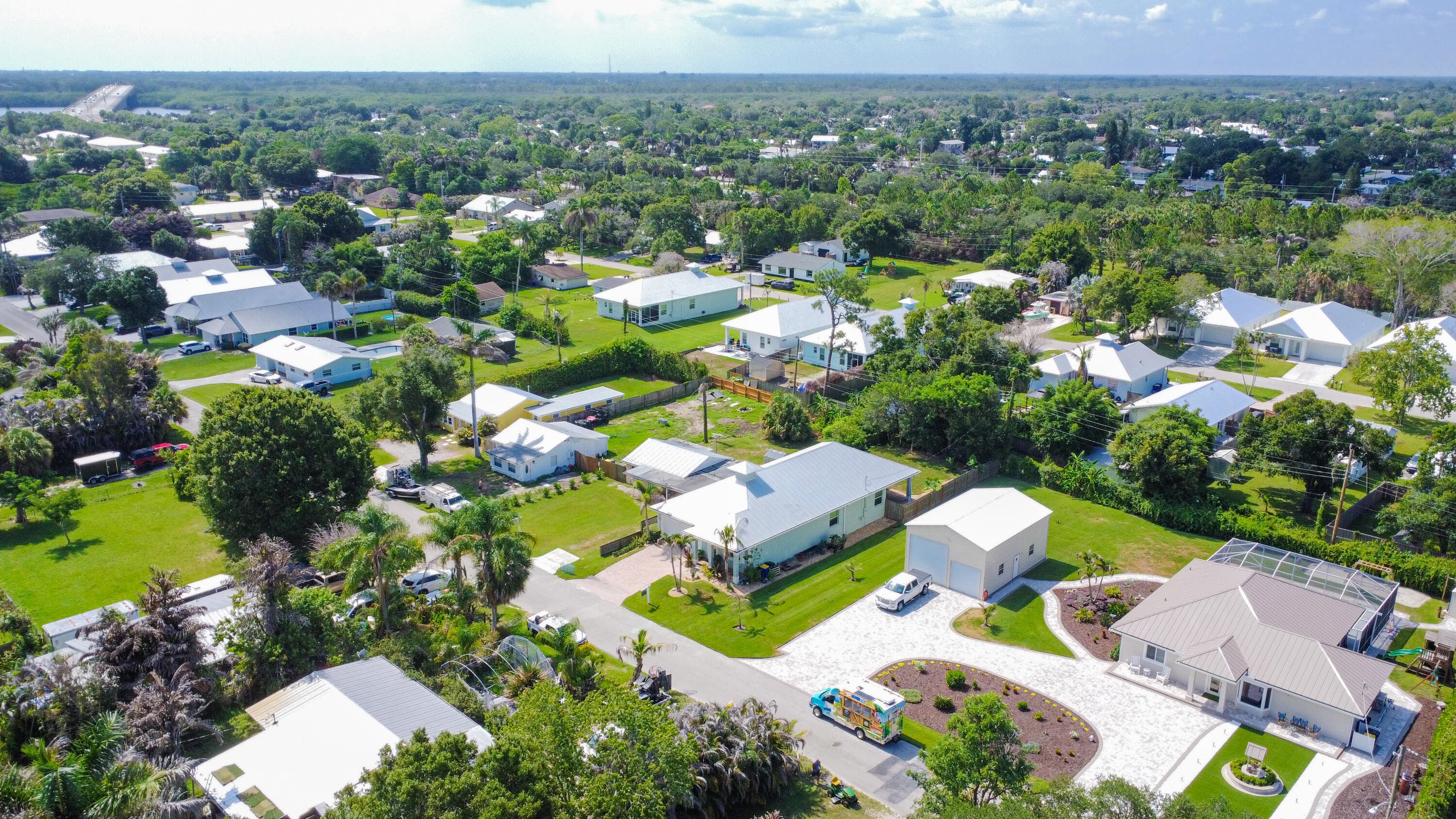 1006 34th Palm City FL 34990 — thumbnail 37 of 43