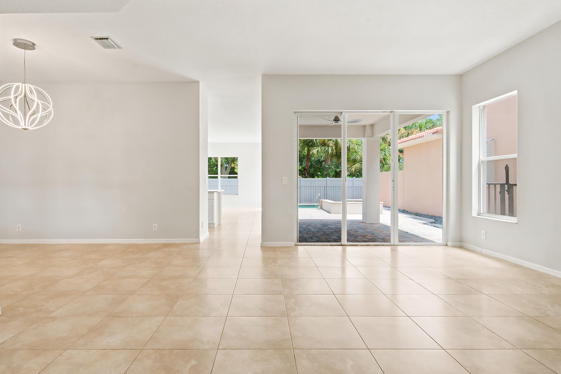 207 Isle Verde Palm Beach Gardens FL 33418 — thumbnail 11 of 63