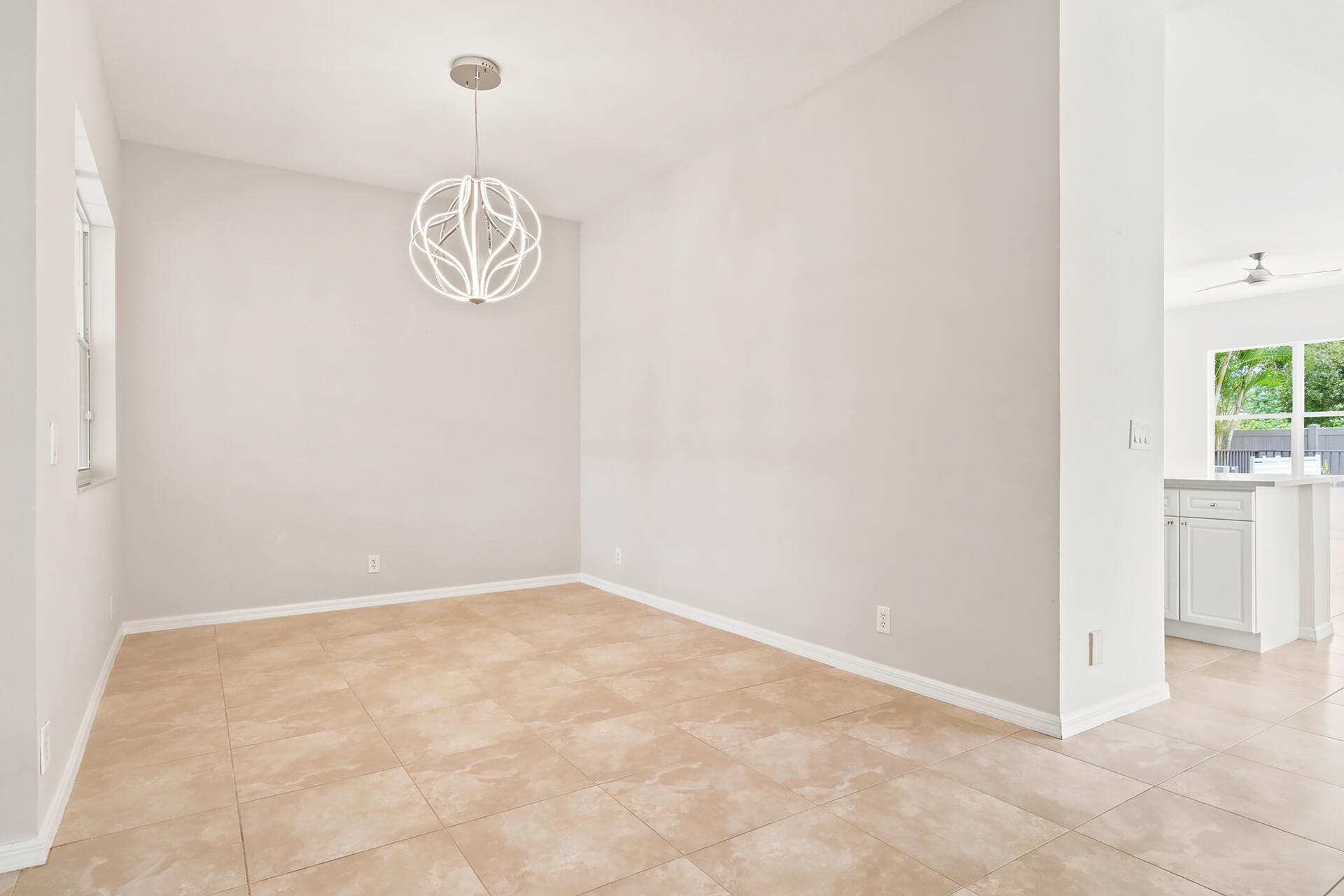 207 Isle Verde Palm Beach Gardens FL 33418 — thumbnail 16 of 63