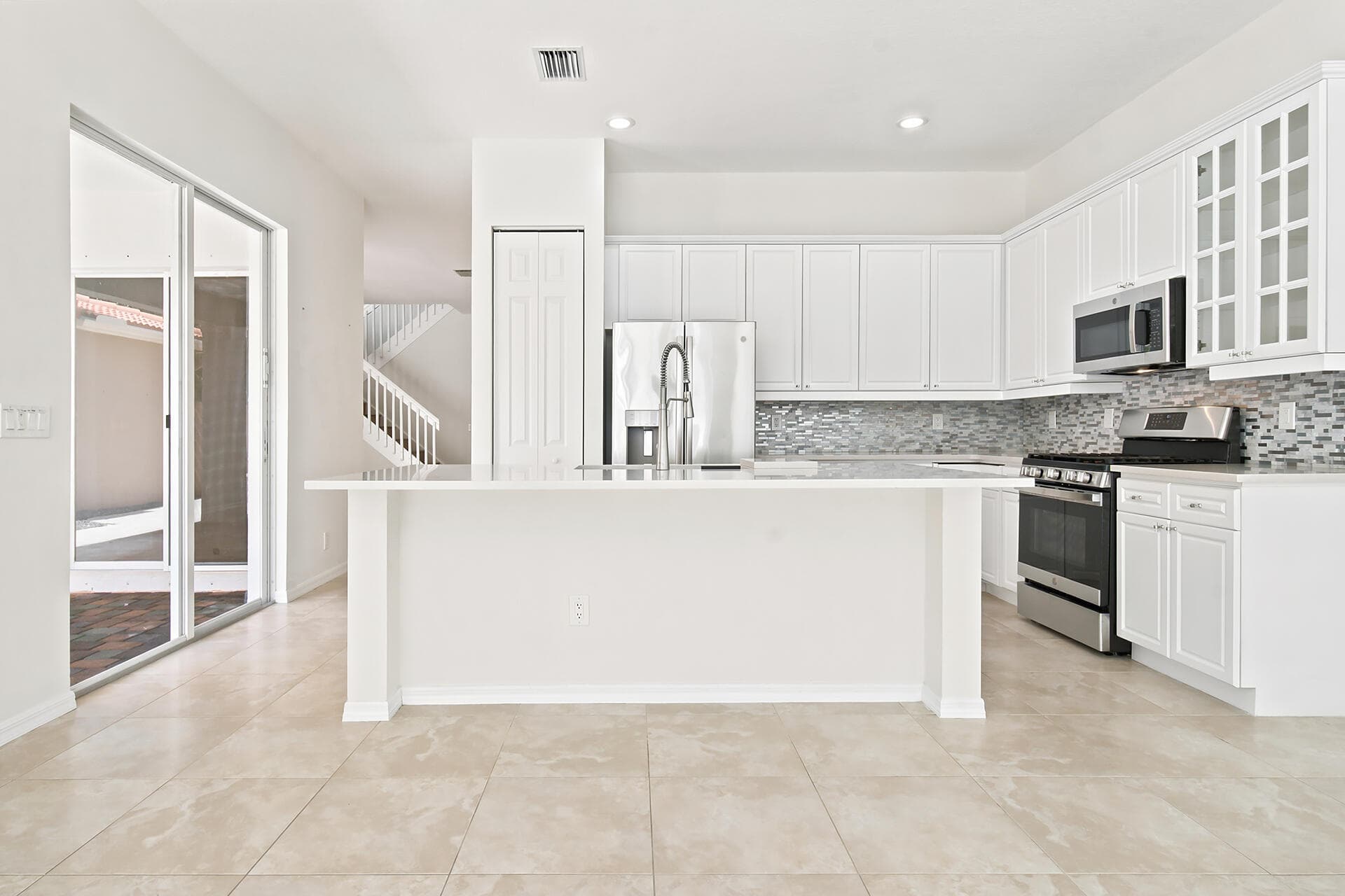 207 Isle Verde Palm Beach Gardens FL 33418 — thumbnail 22 of 63