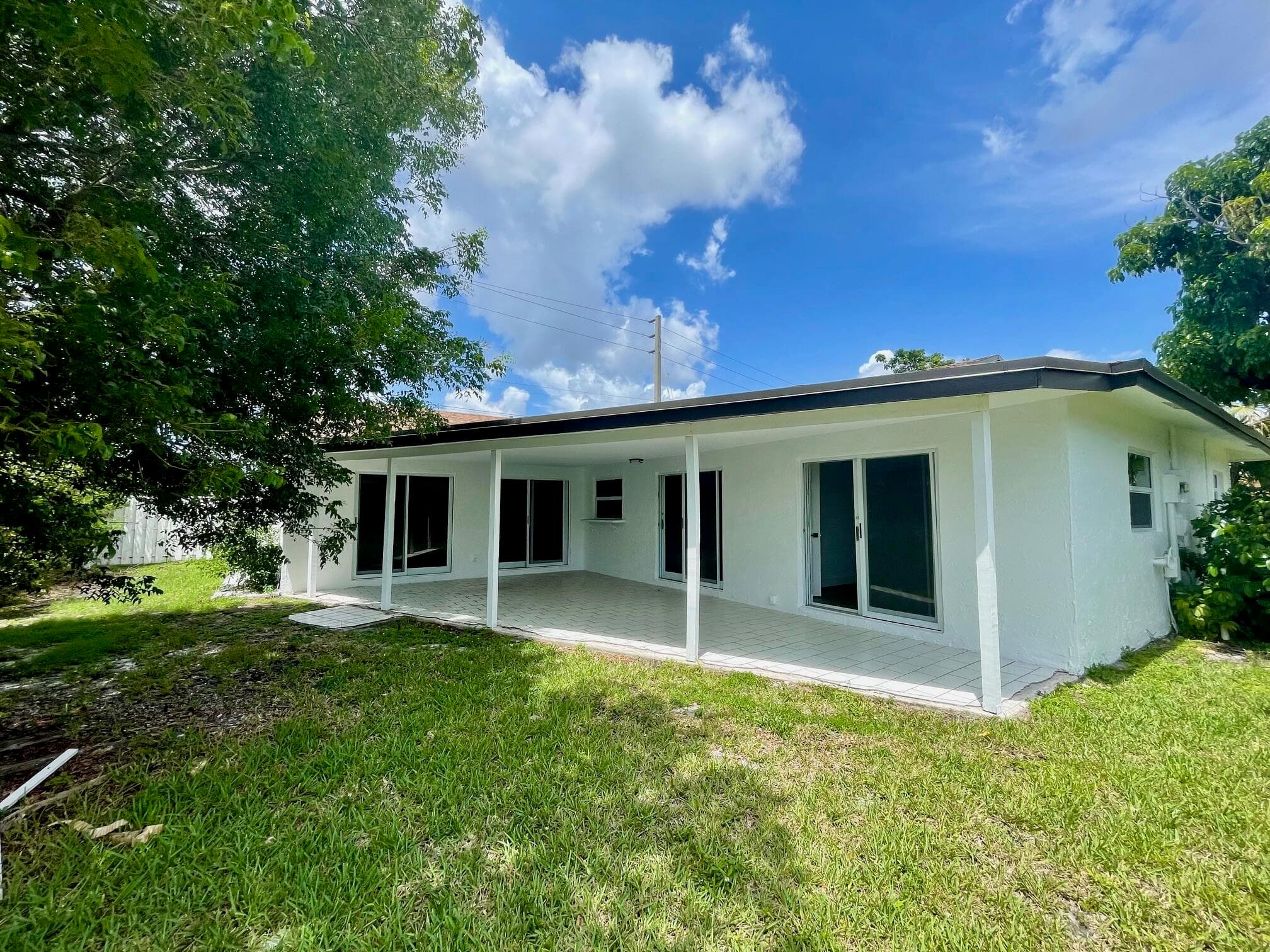 6606 95th Tamarac FL 33321 — thumbnail 18 of 22
