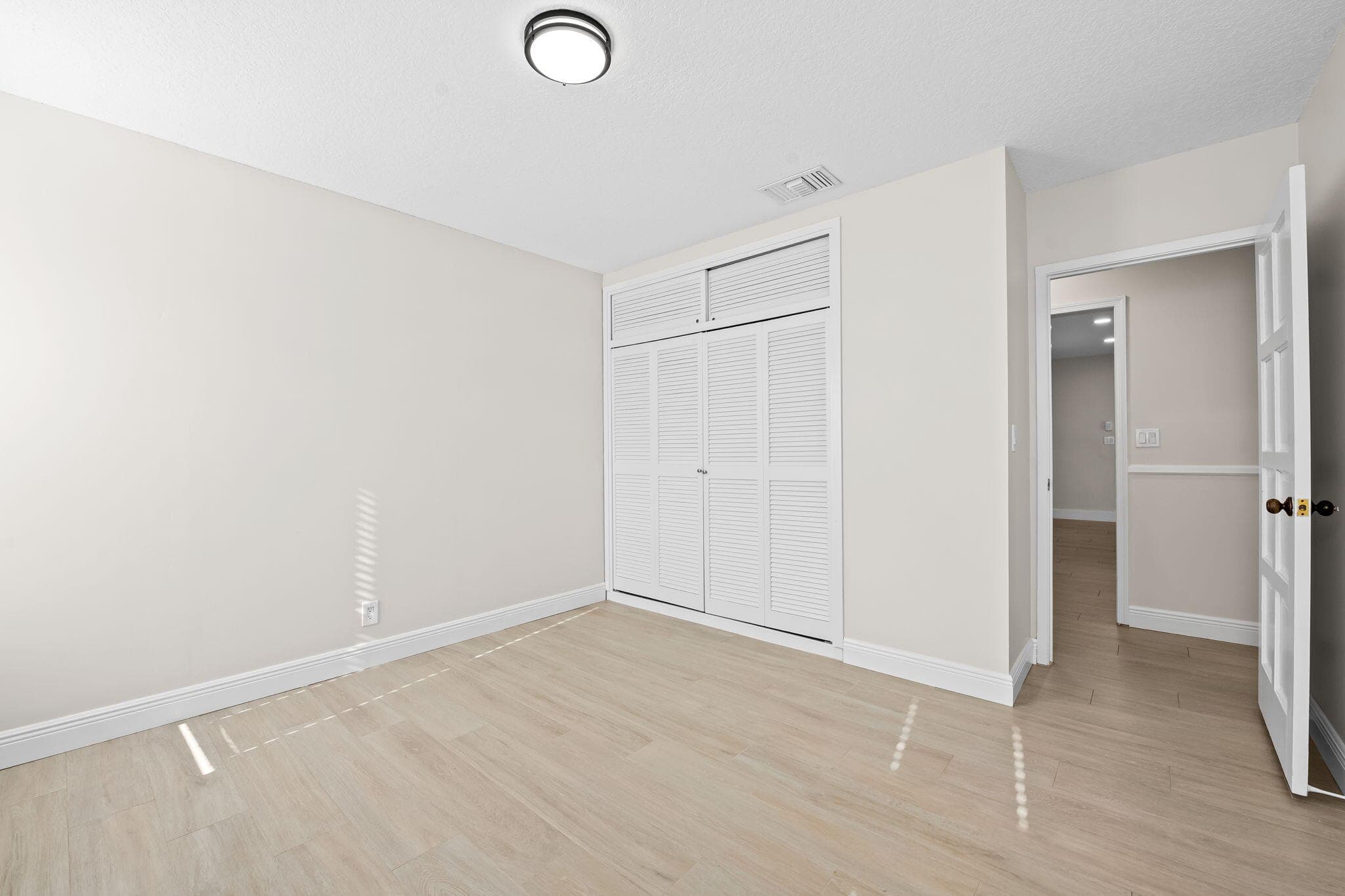 3251 Riverland Fort Lauderdale FL 33312 — thumbnail 34 of 38