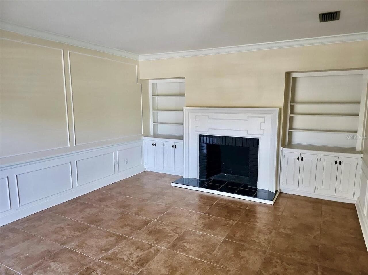 3913 Northampton Tampa FL 33618 — thumbnail 7 of 18